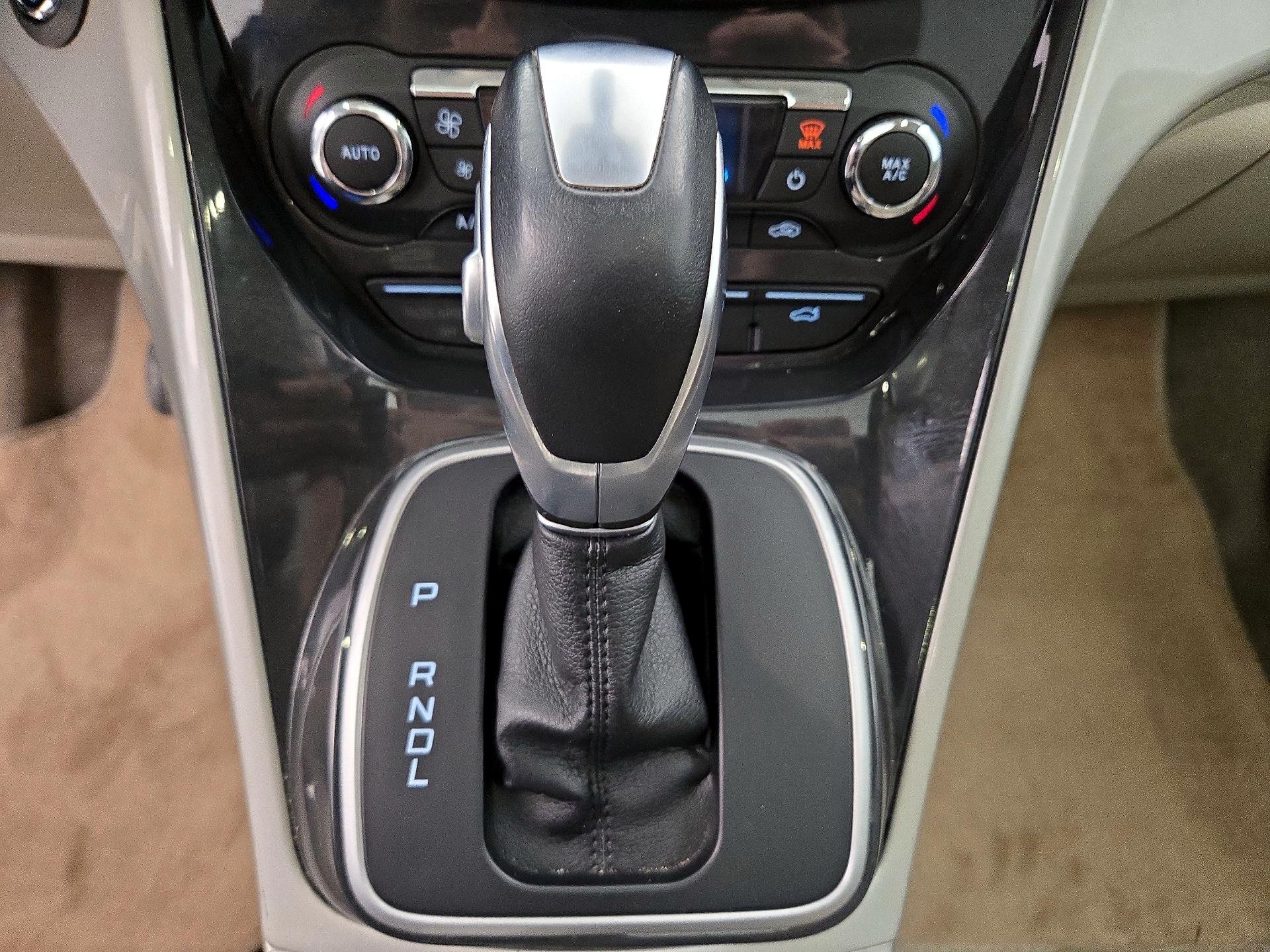 Thumbnail: 2013 Ford C-Max - 17