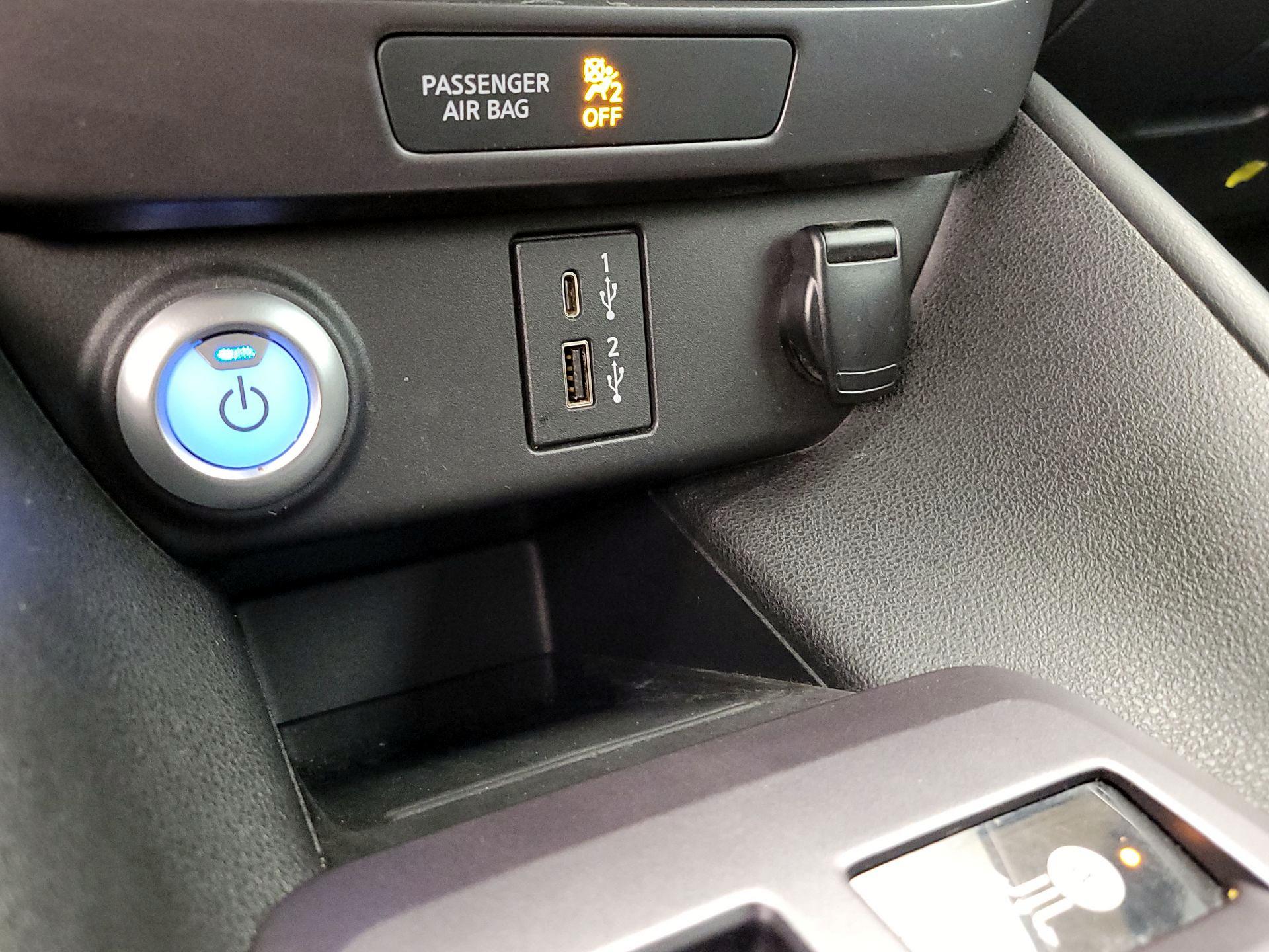 Thumbnail: 2023 Nissan Leaf - 18