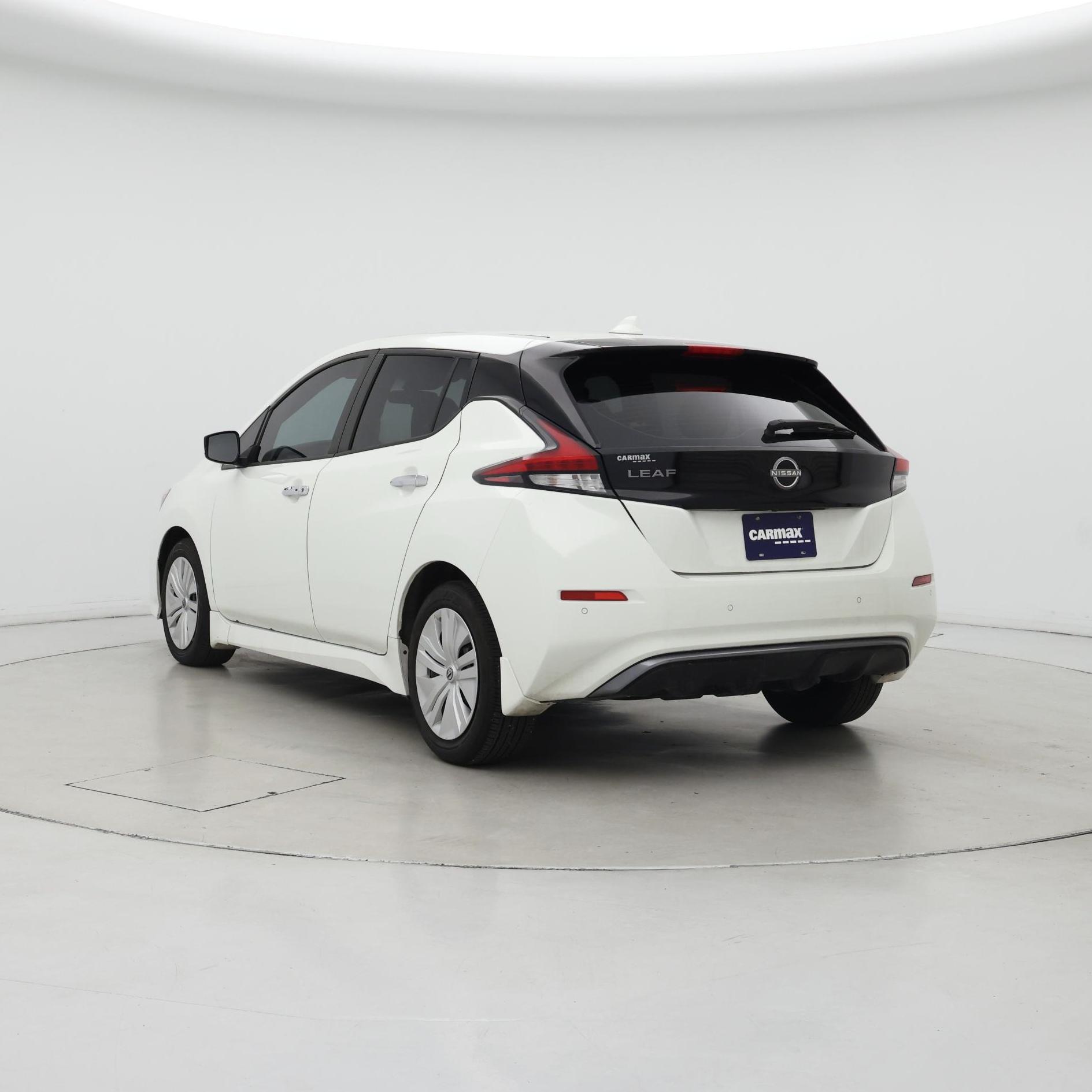 Thumbnail: 2023 Nissan Leaf - 2