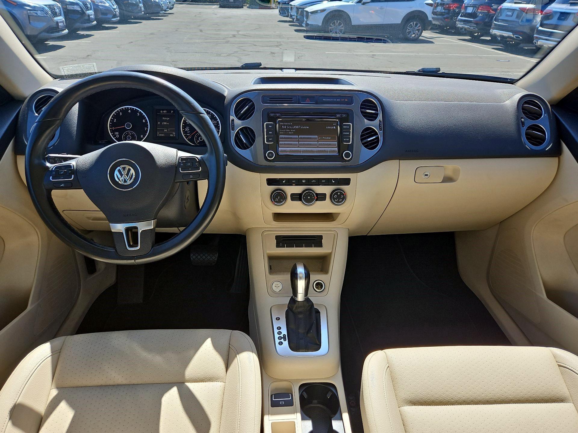 Thumbnail: 2015 Volkswagen Tiguan - 8