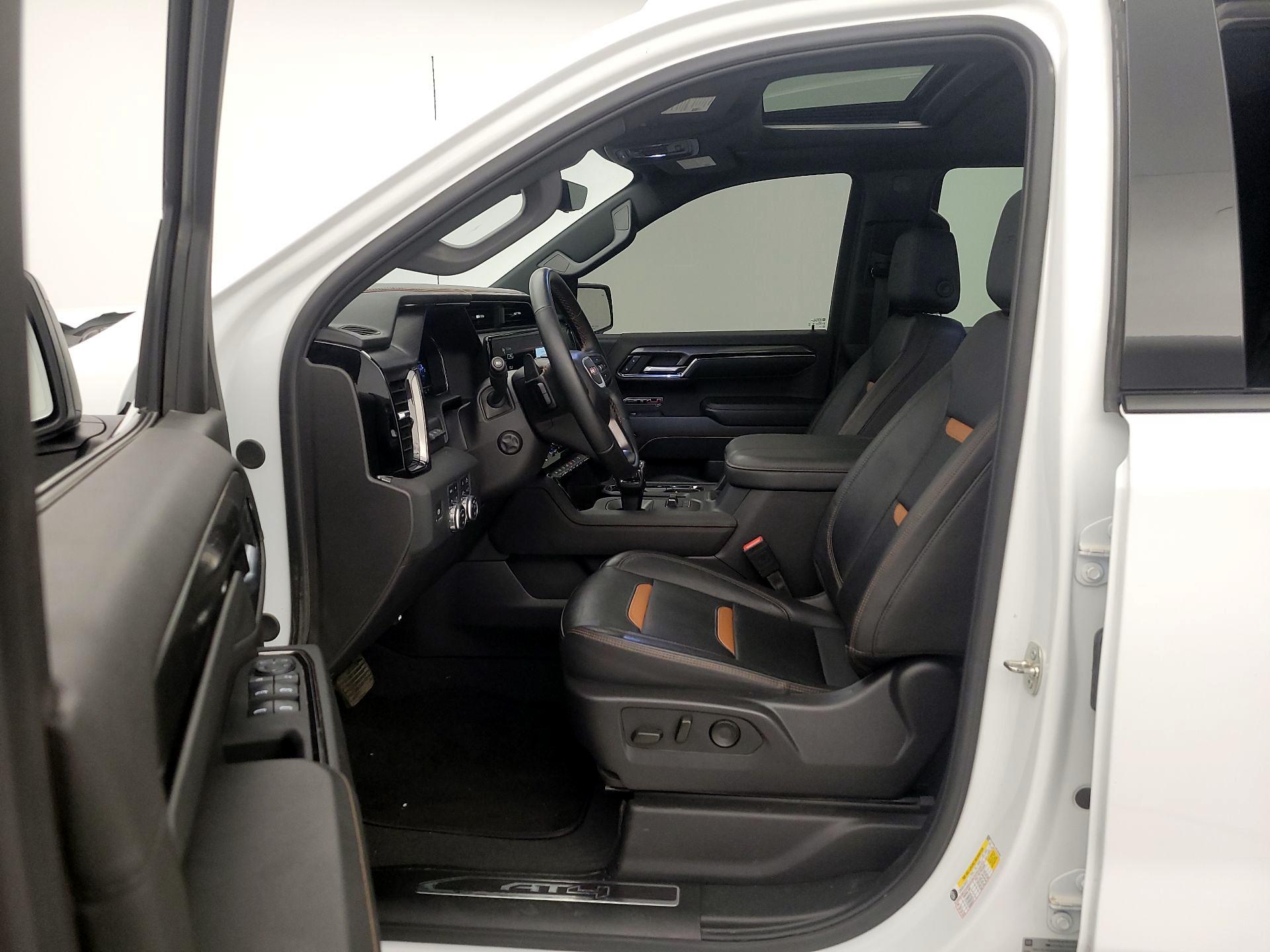 Thumbnail: 2024 GMC Sierra 1500 - 11