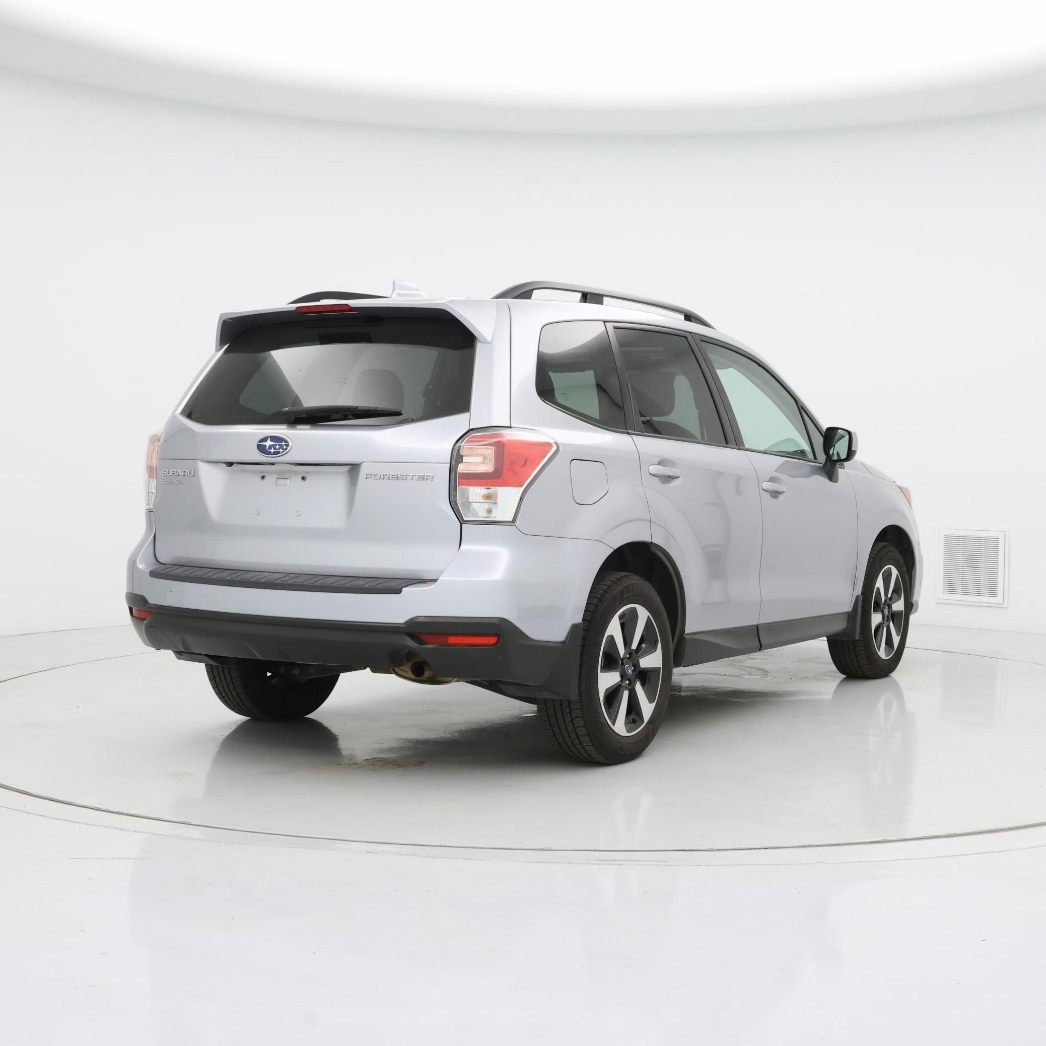 Thumbnail: 2018 Subaru Forester - 8