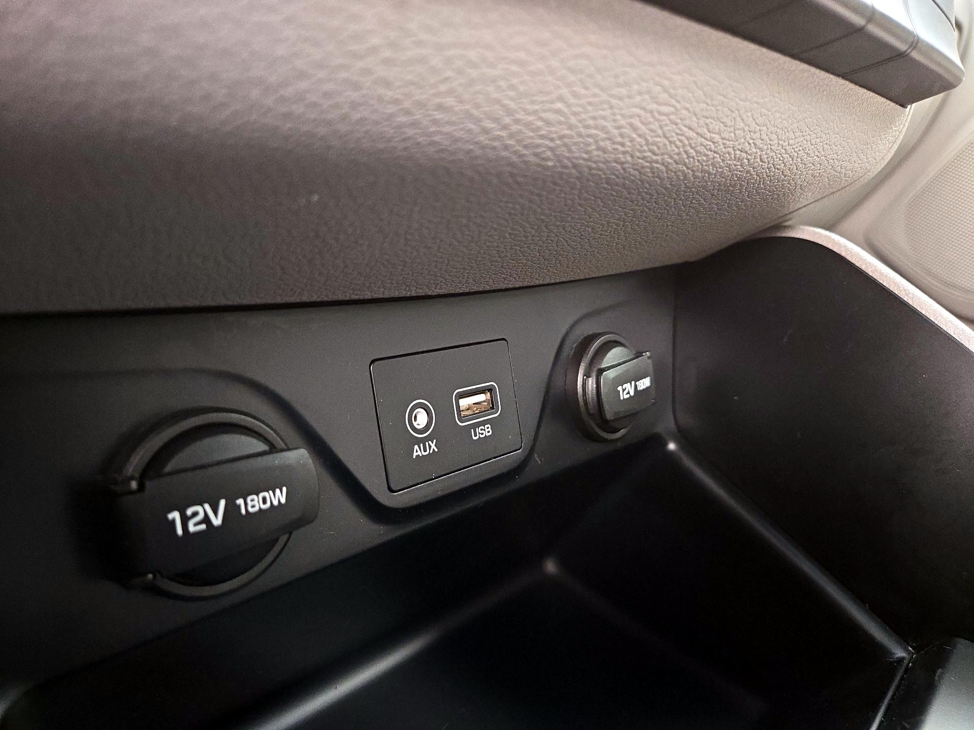 Thumbnail: 2016 Hyundai Tucson - 18