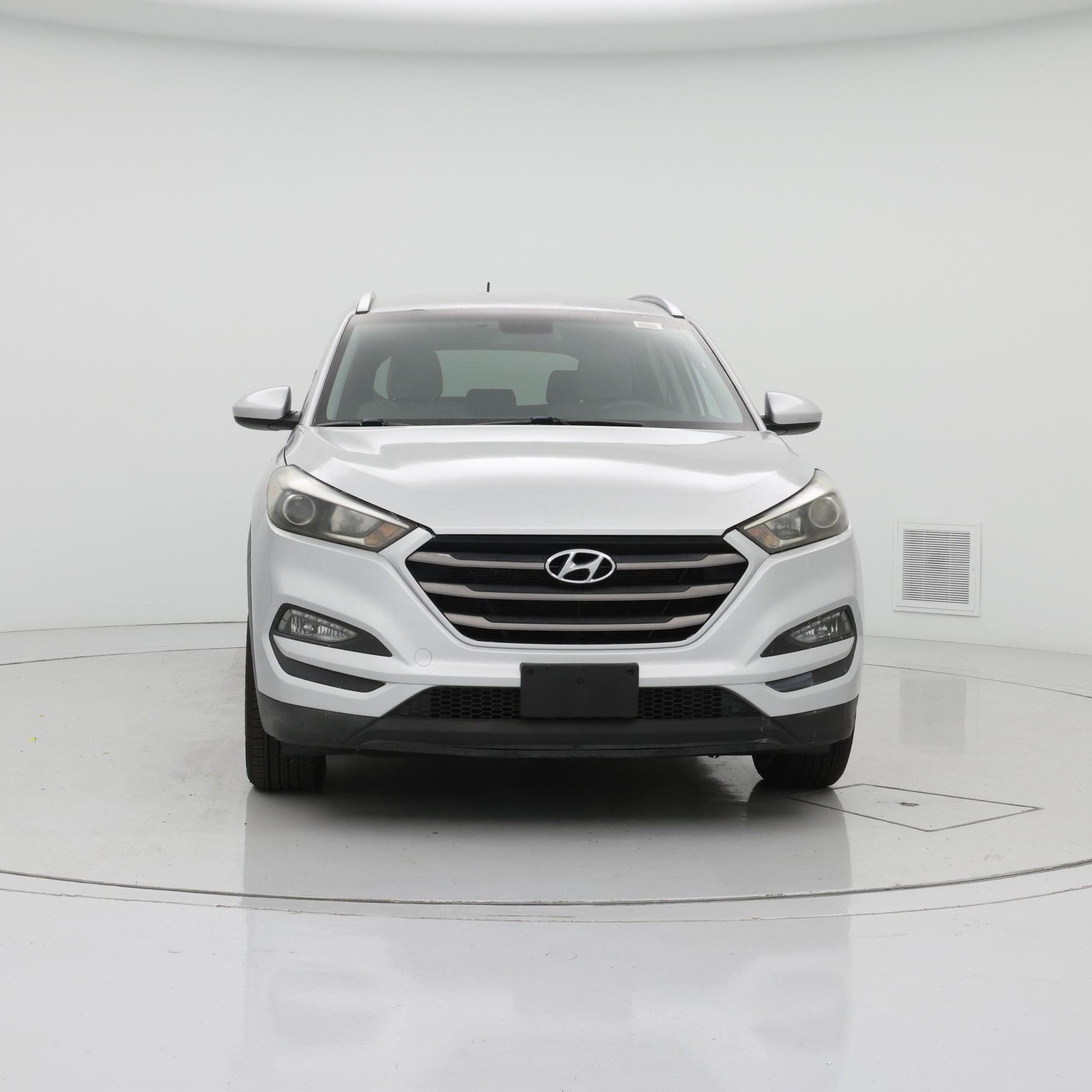 Thumbnail: 2016 Hyundai Tucson - 5