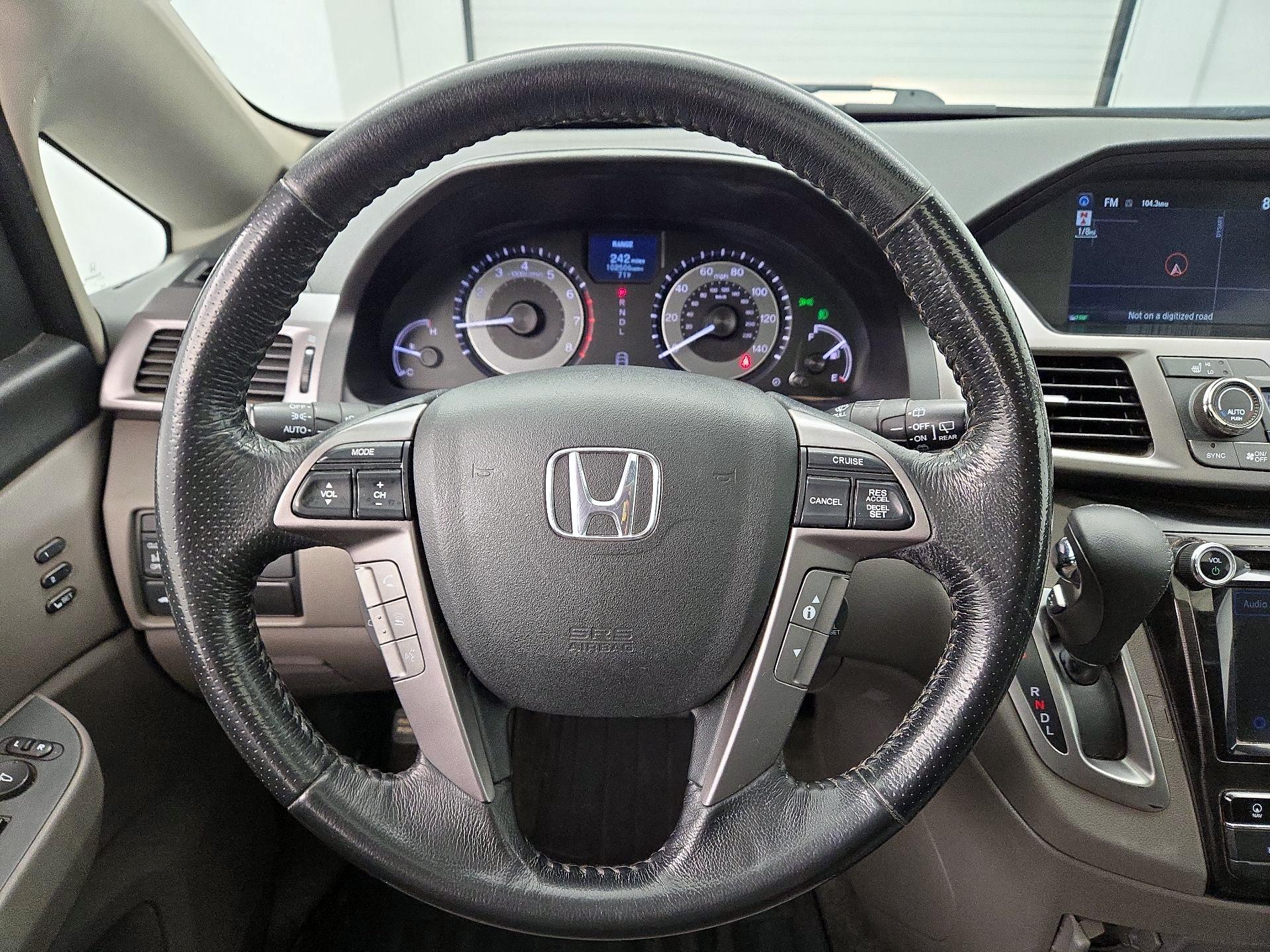 Thumbnail: 2016 Honda Odyssey - 10