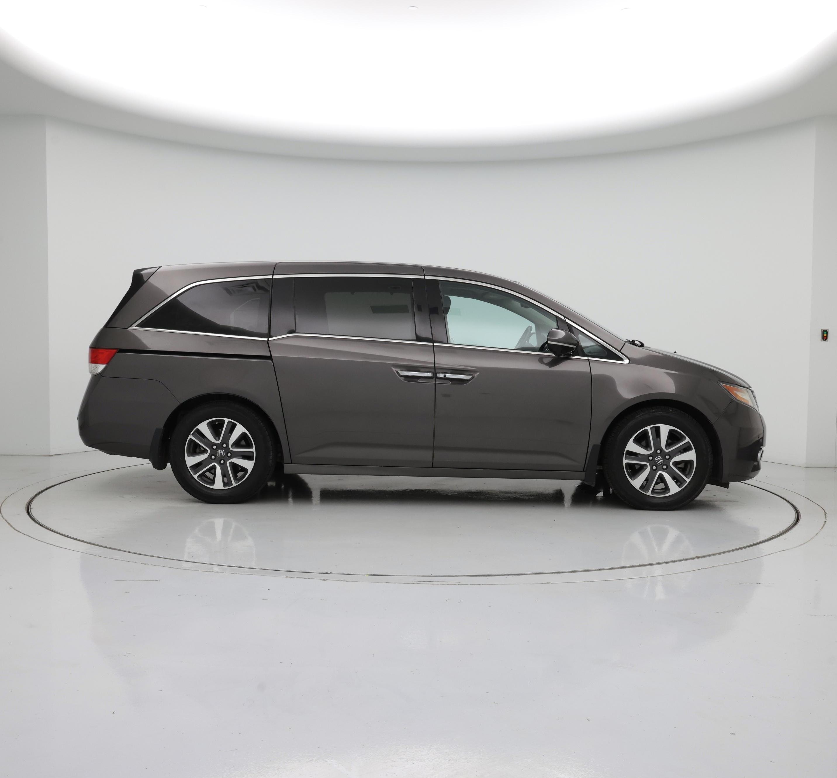 Thumbnail: 2016 Honda Odyssey - 7