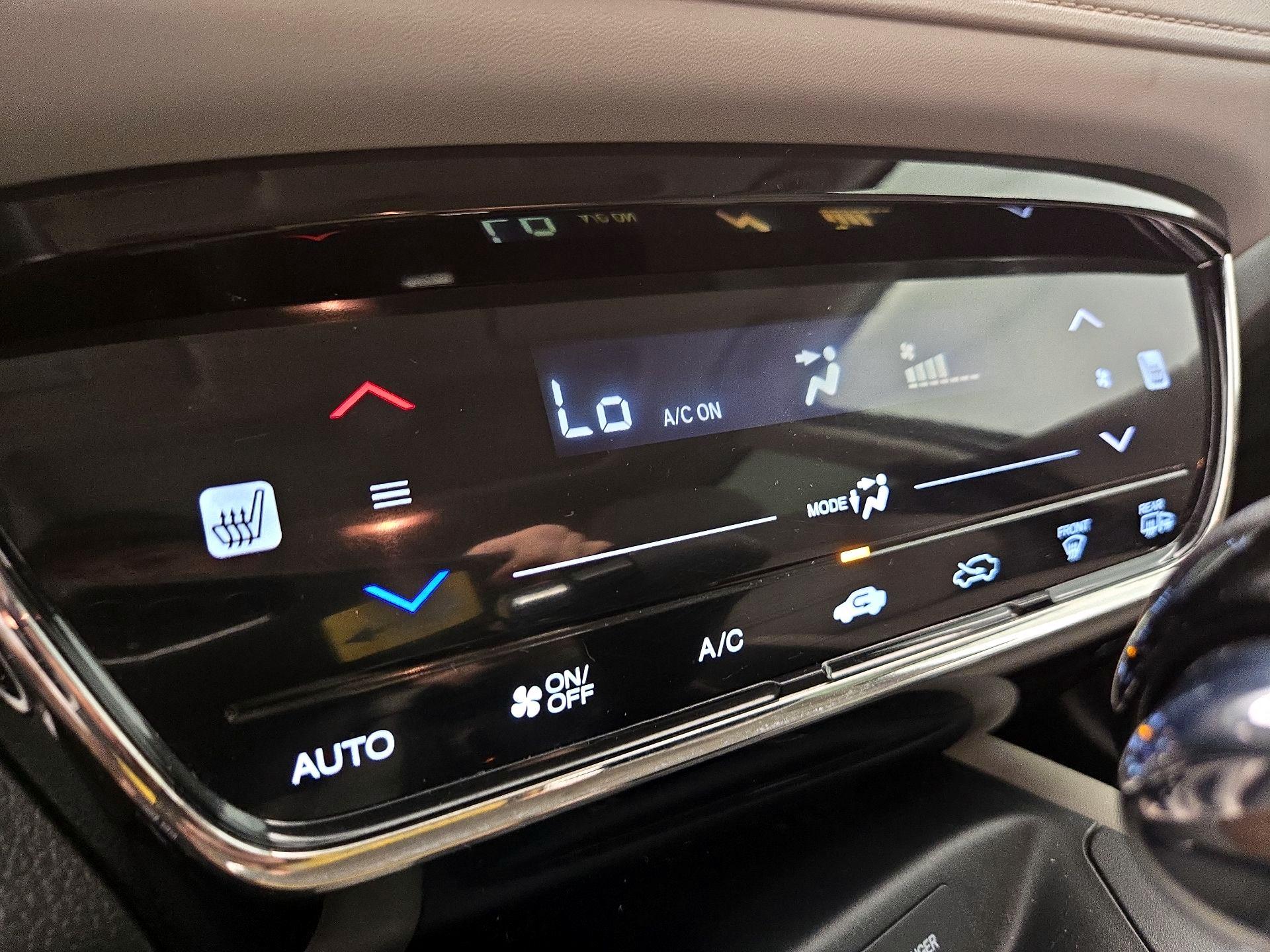 Thumbnail: 2016 Honda HR-V - 16