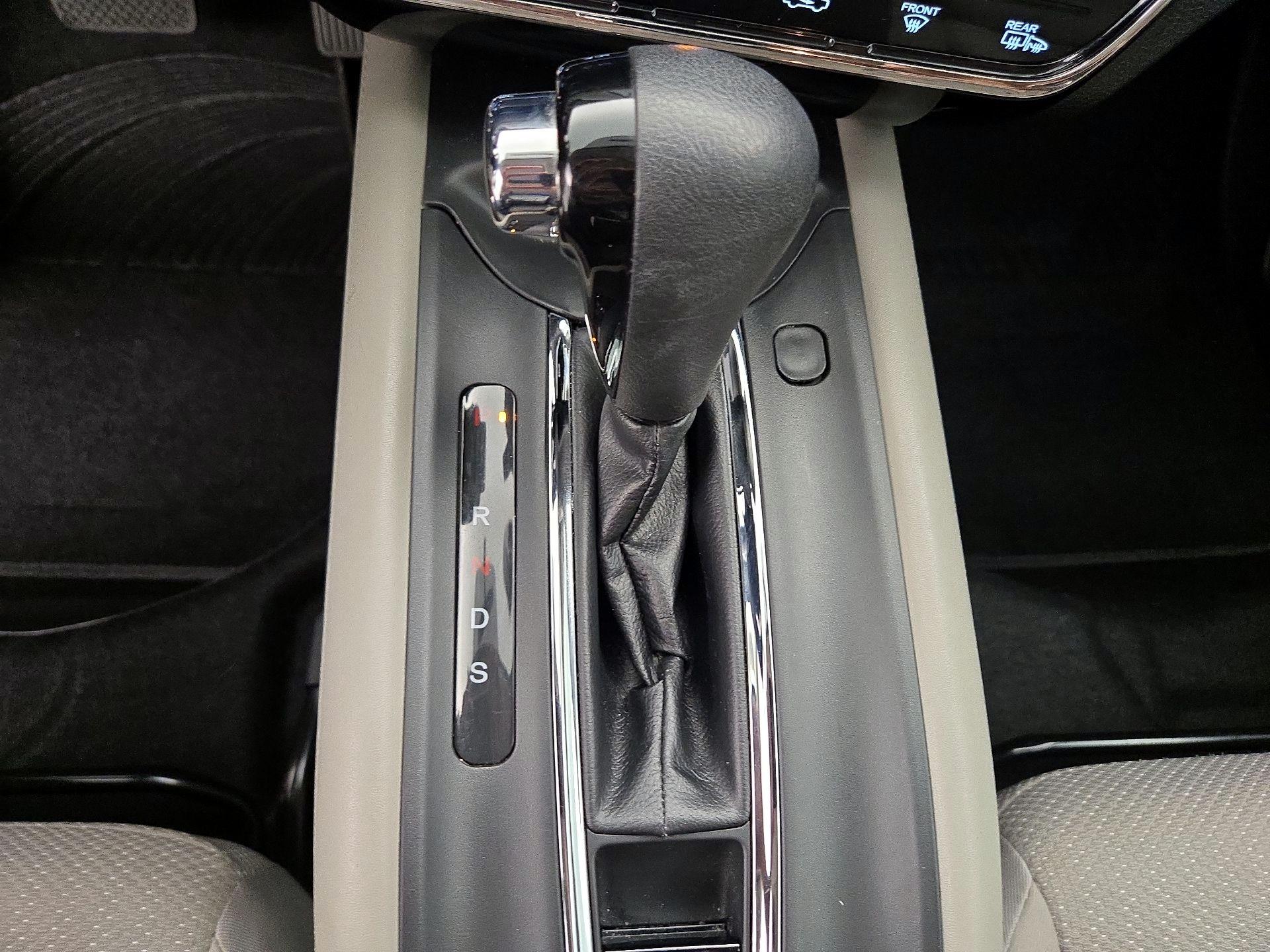 Thumbnail: 2016 Honda HR-V - 17