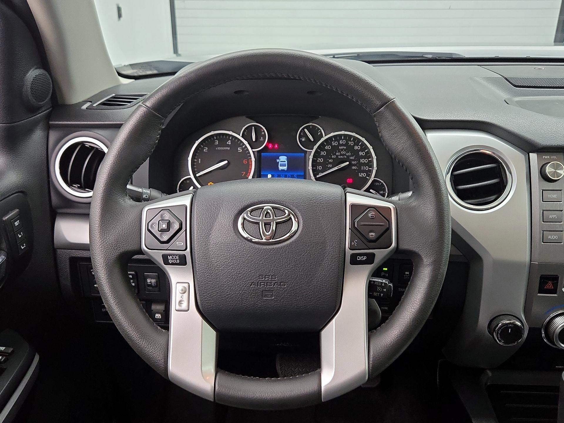 Thumbnail: 2017 Toyota Tundra - 10