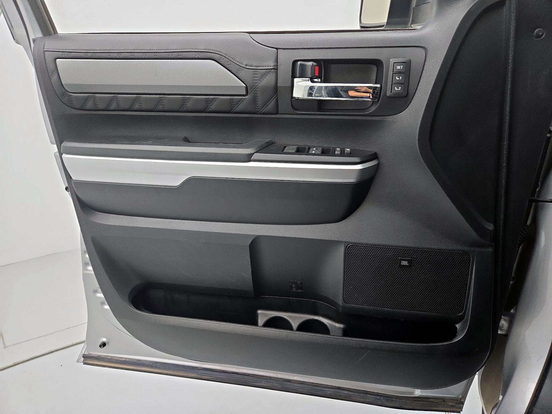 Thumbnail: 2017 Toyota Tundra - 12