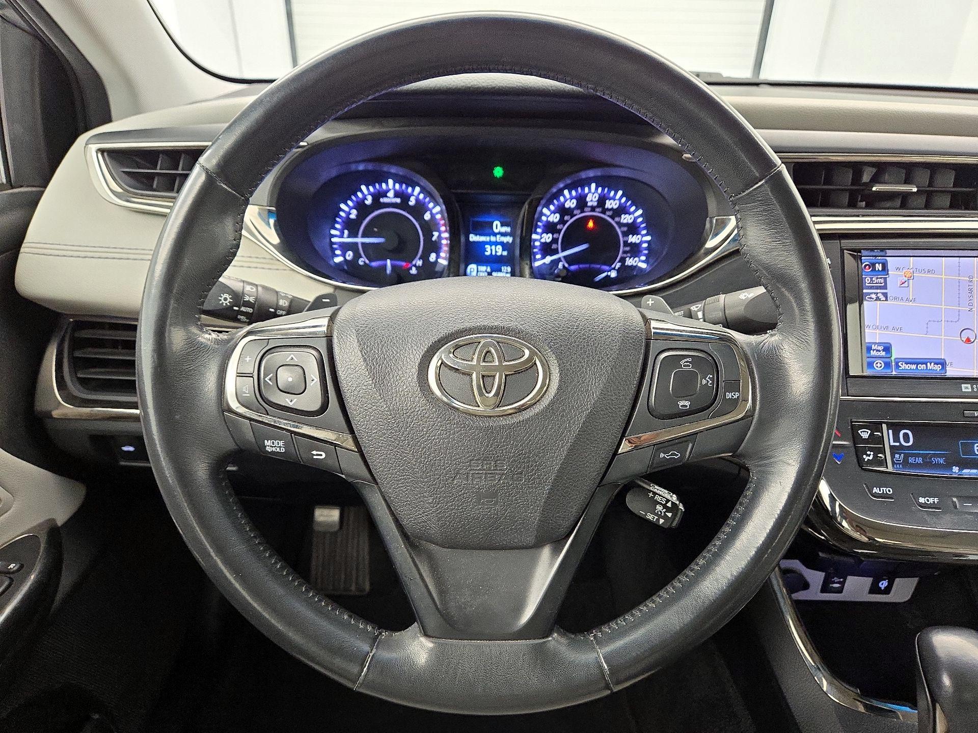 Thumbnail: 2014 Toyota Avalon - 10