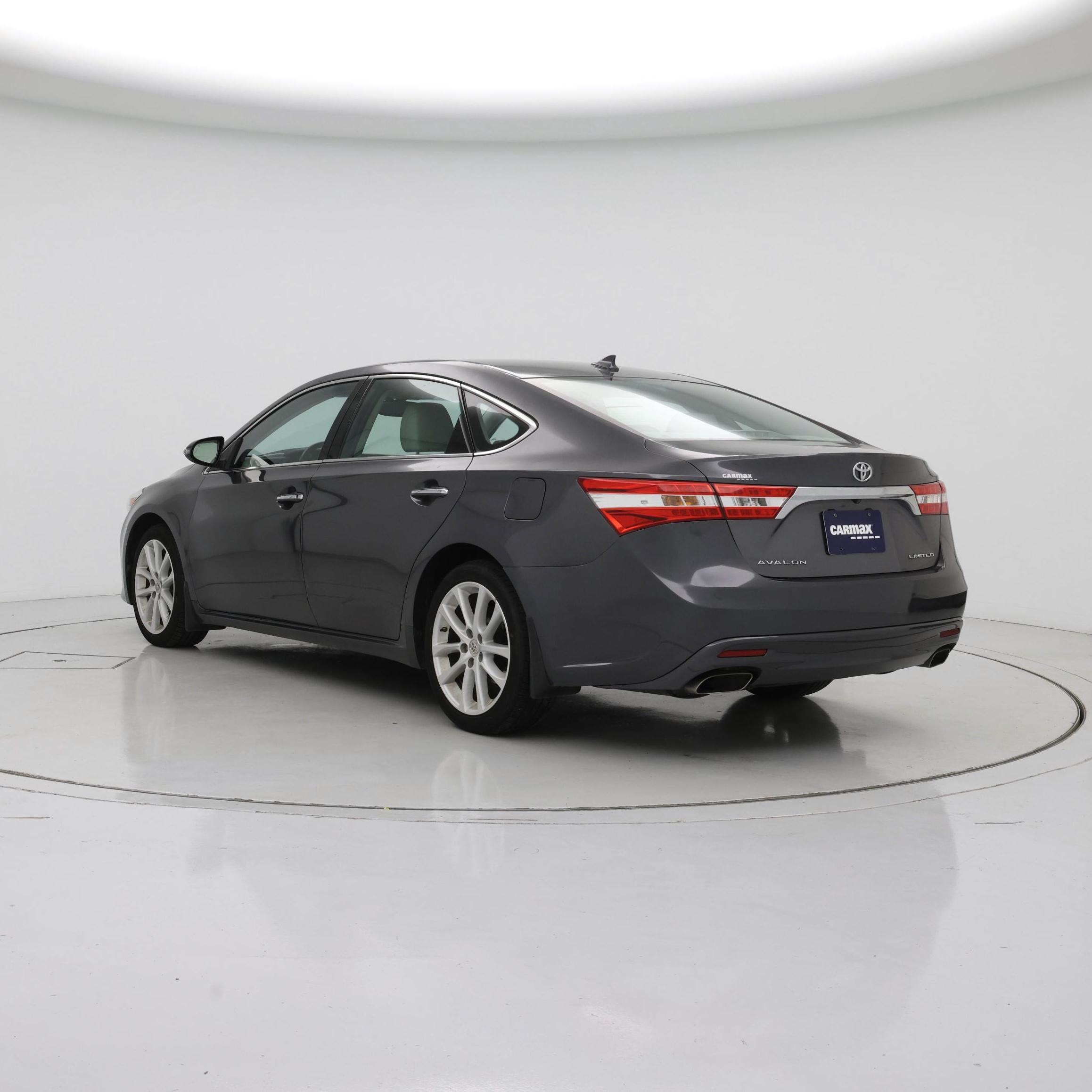 Thumbnail: 2014 Toyota Avalon - 2