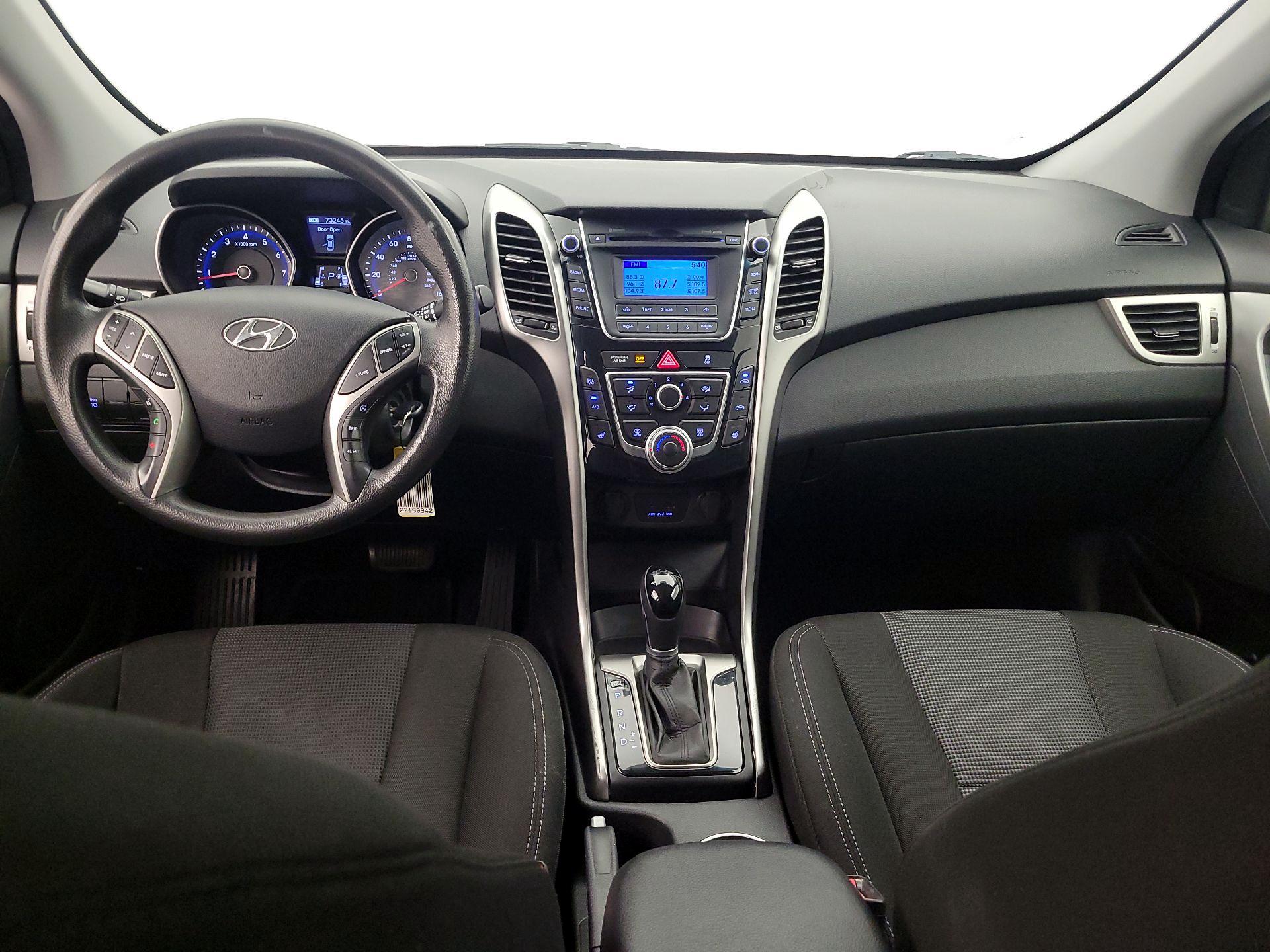 Thumbnail: 2013 Hyundai Elantra - 9