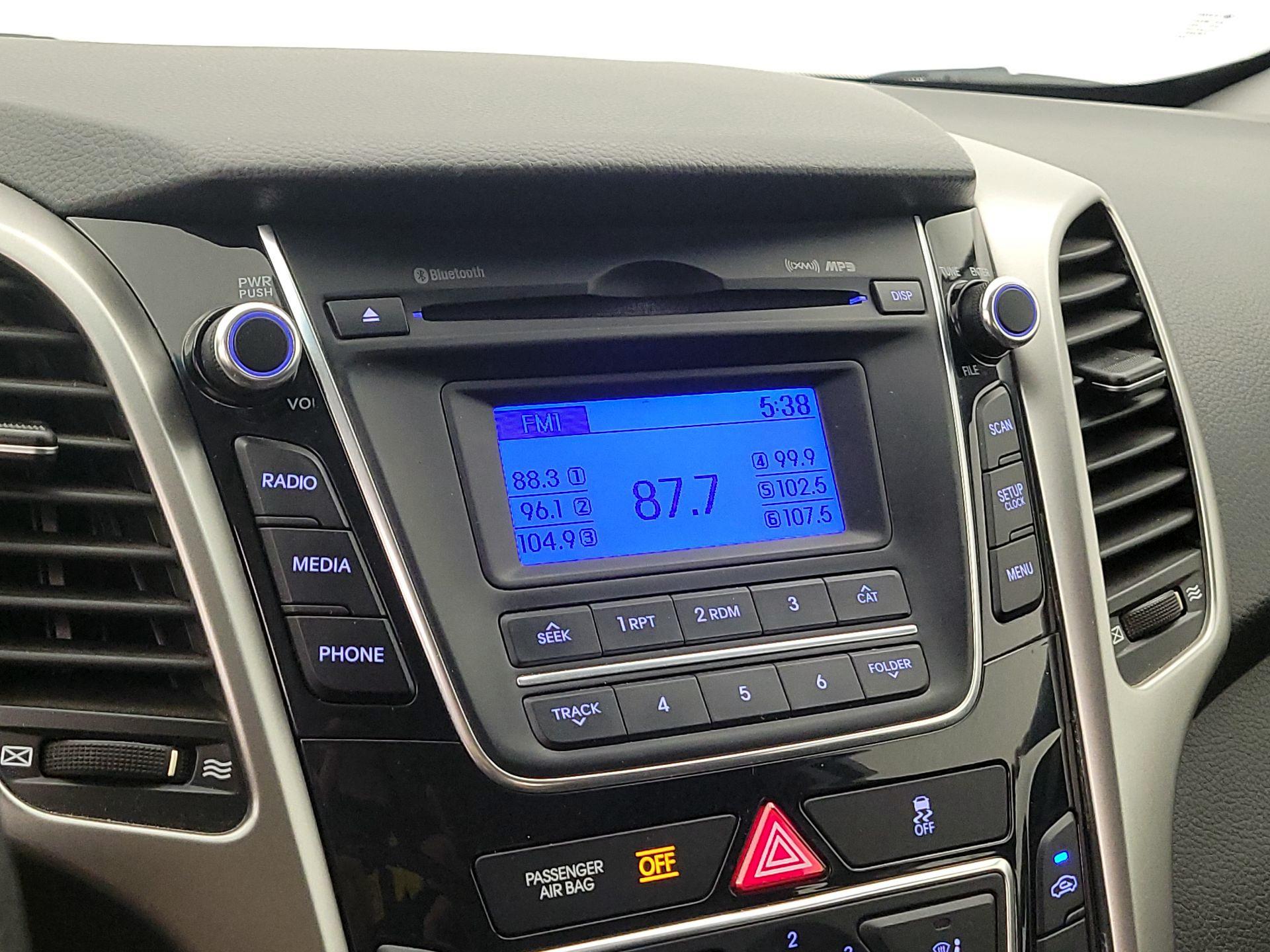 Thumbnail: 2013 Hyundai Elantra - 14