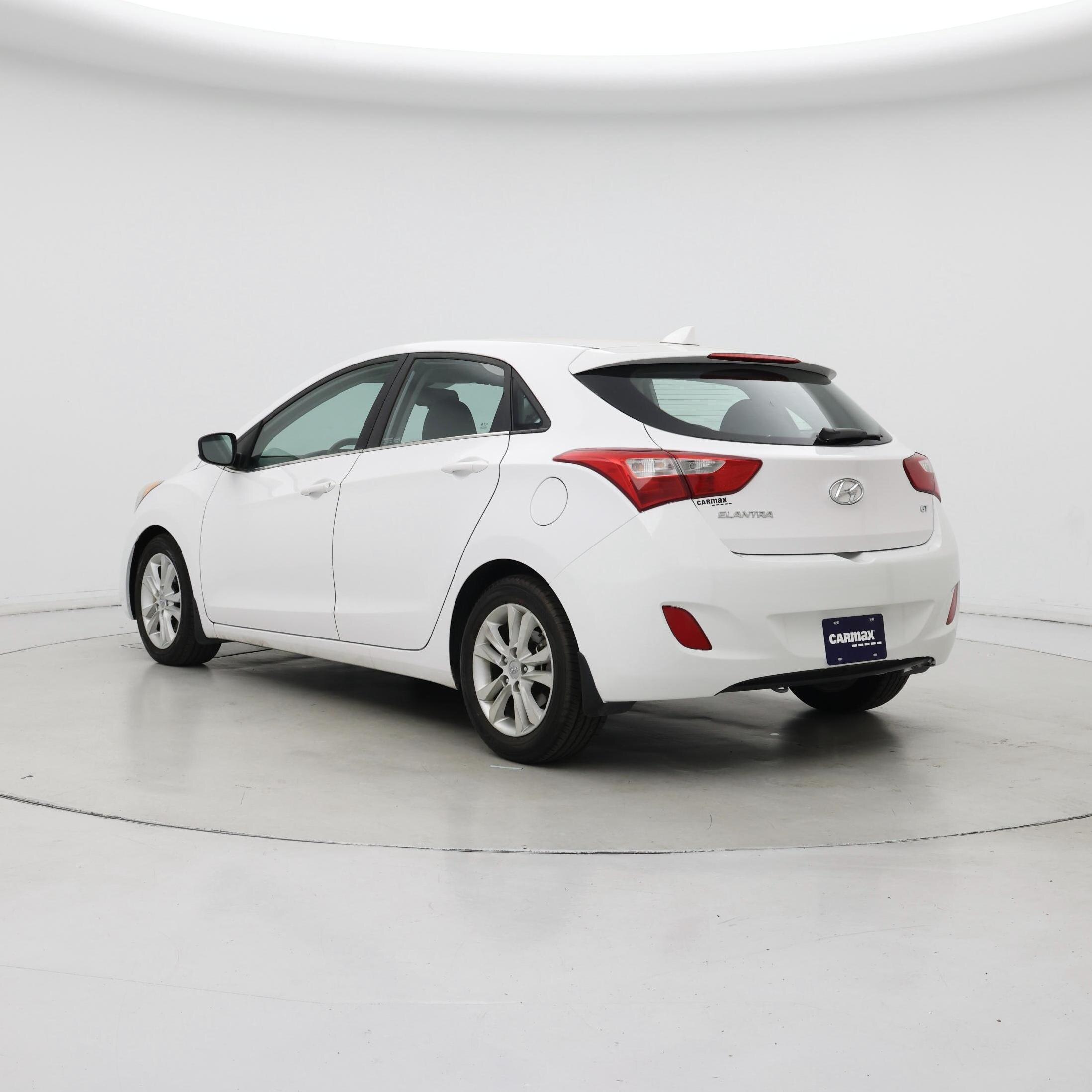 Thumbnail: 2013 Hyundai Elantra - 2