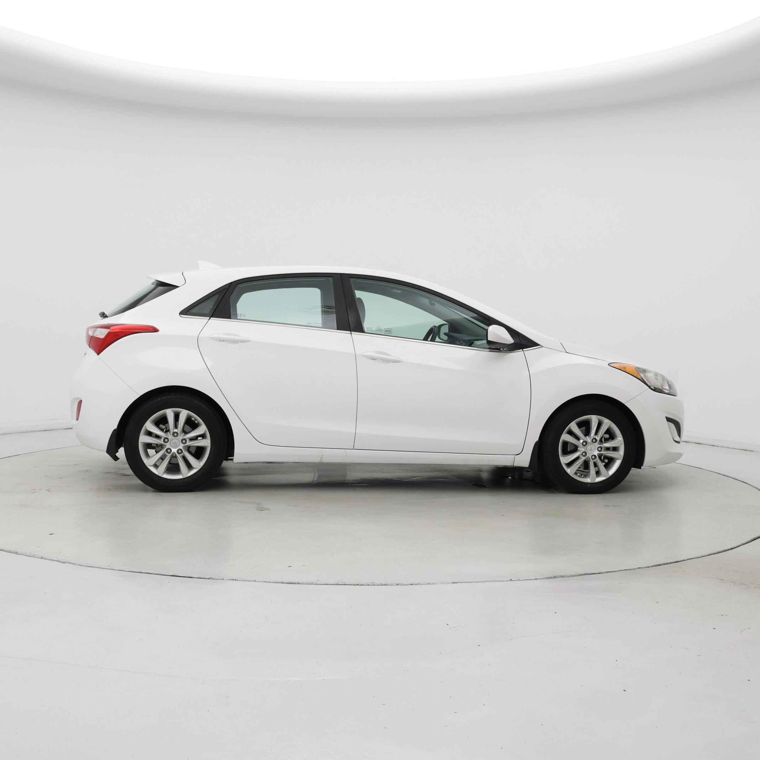 Thumbnail: 2013 Hyundai Elantra - 7