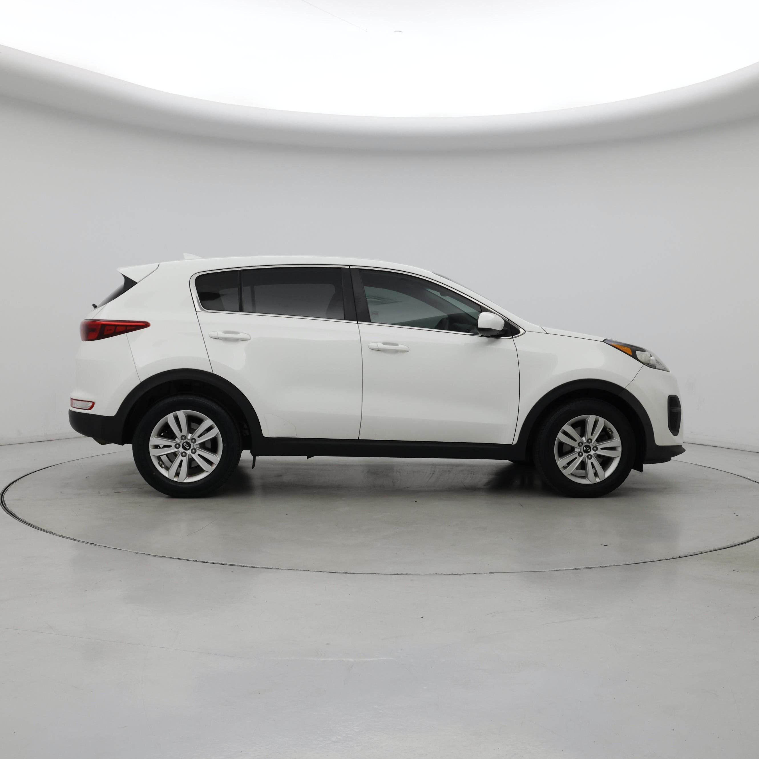 Thumbnail: 2017 Kia Sportage - 7