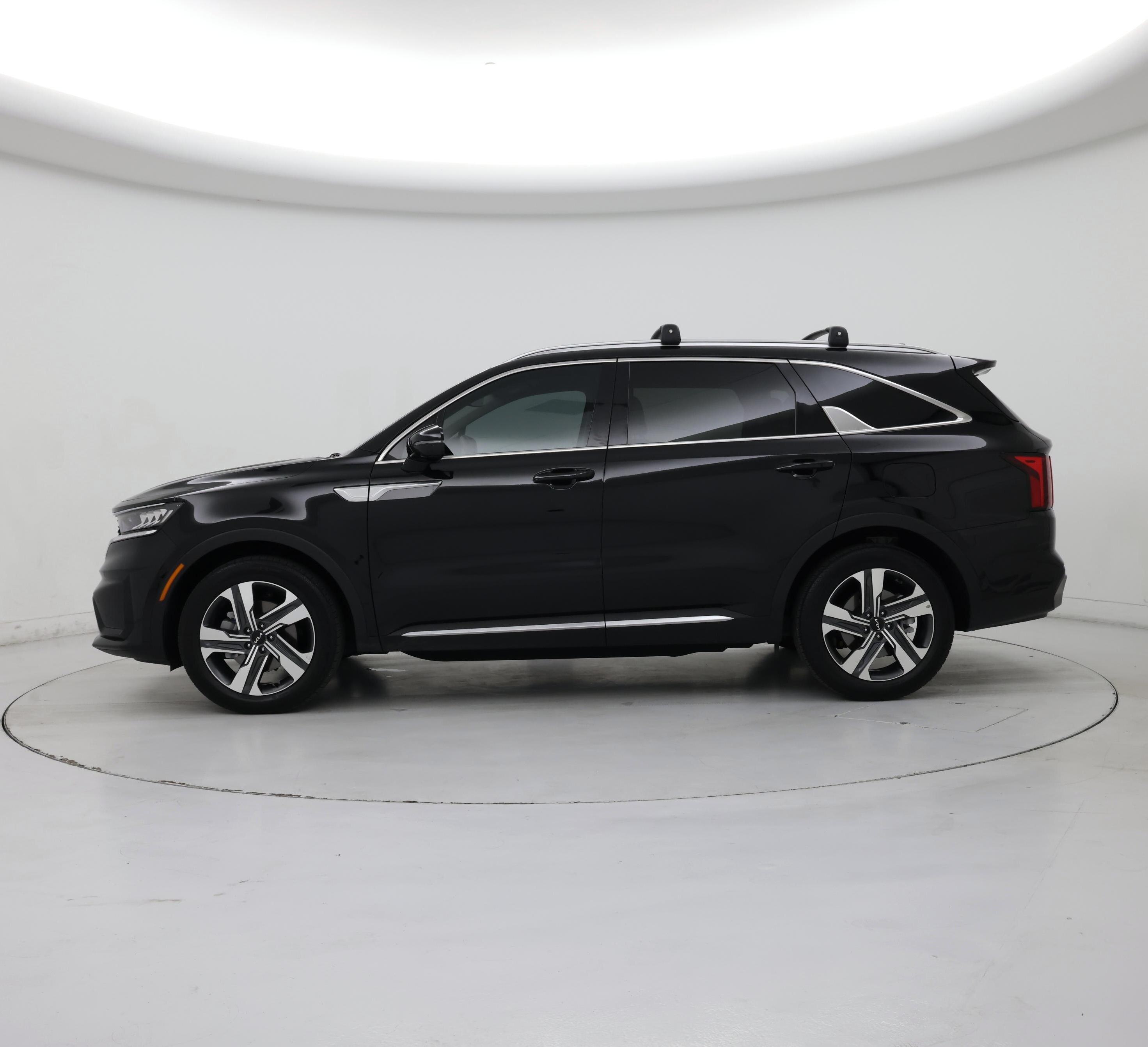 Thumbnail: 2023 Kia Sorento - 3