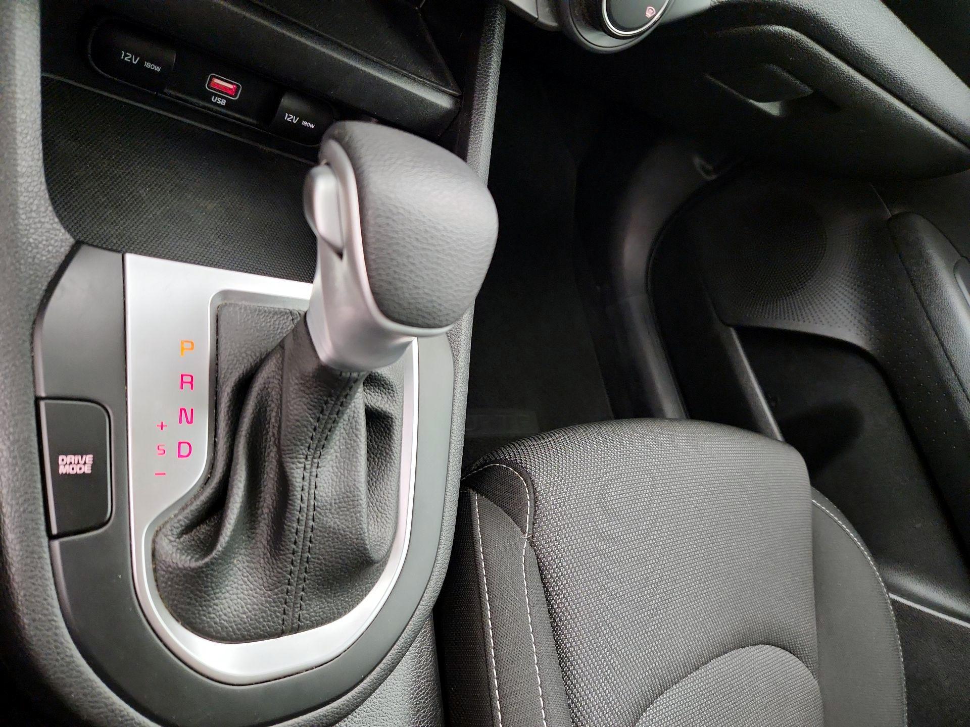 Thumbnail: 2023 Kia Forte - 17