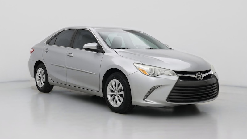 2015 Toyota Camry LE Hero Image