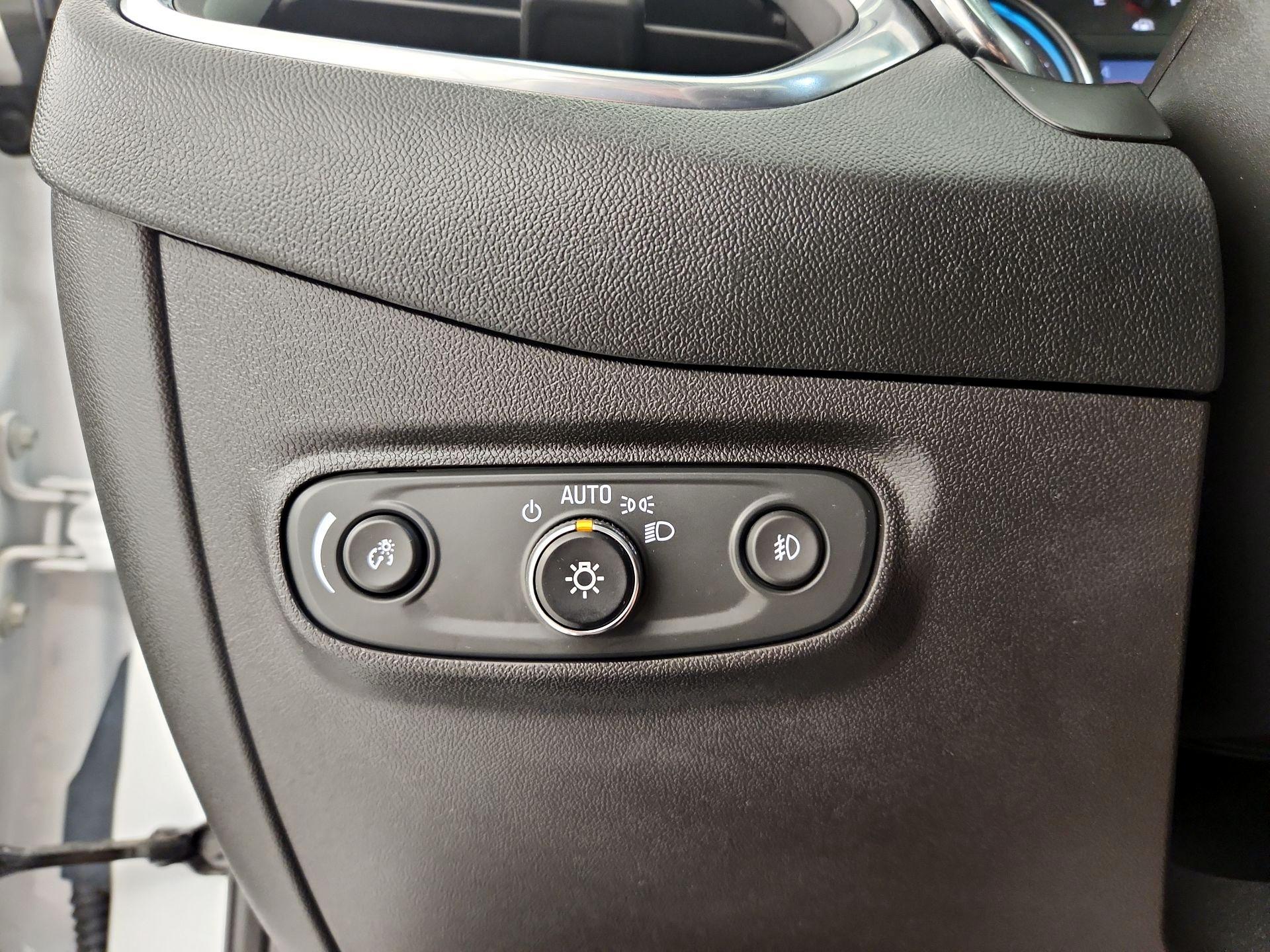 Thumbnail: 2023 Chevrolet Equinox - 13