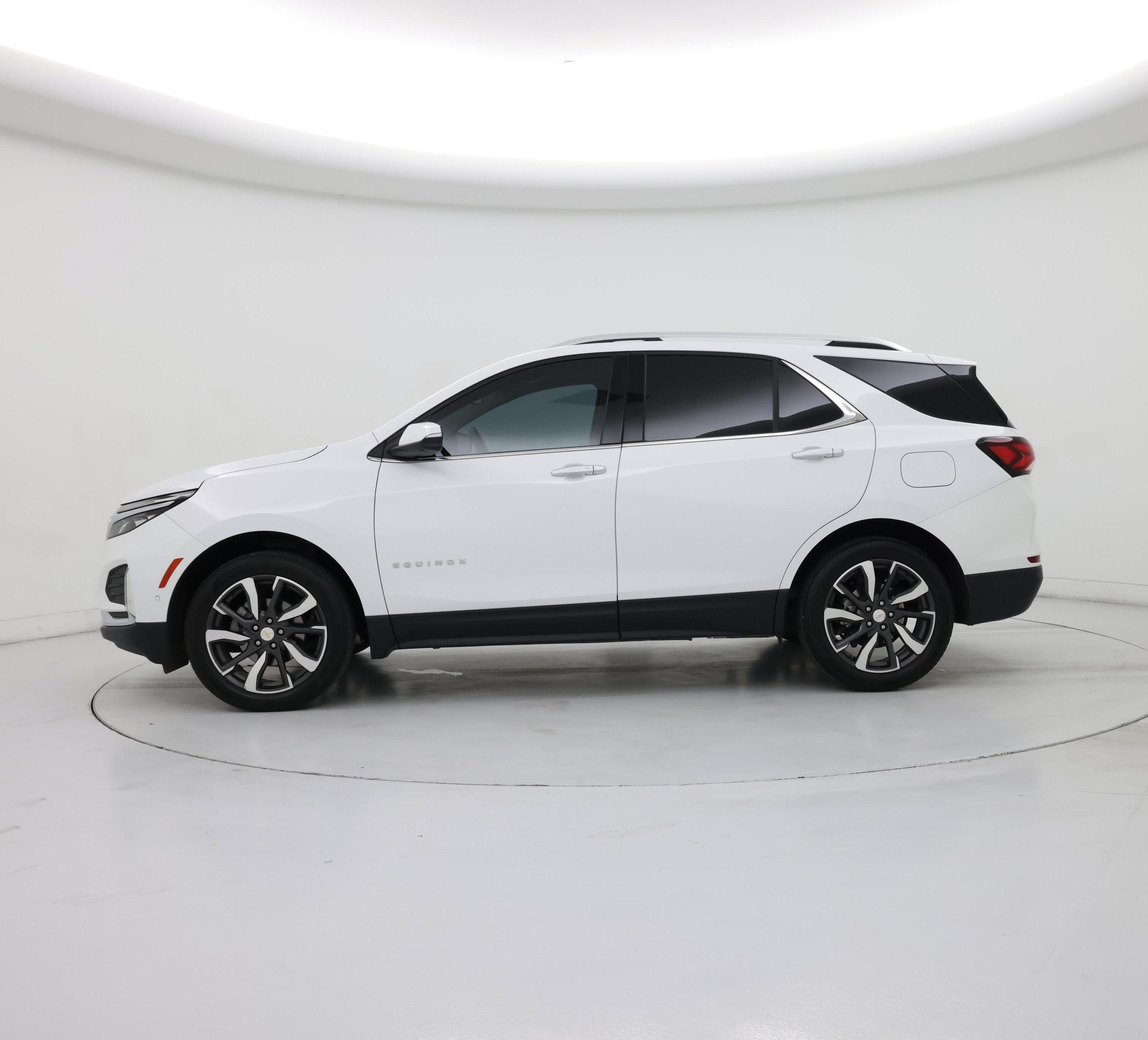 Thumbnail: 2023 Chevrolet Equinox - 3