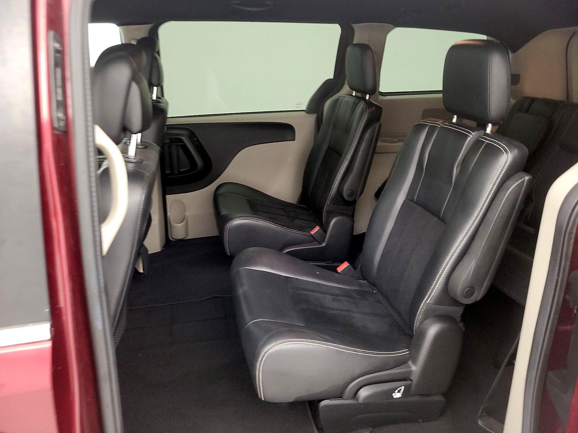 Thumbnail: 2018 Dodge Grand Caravan - 19