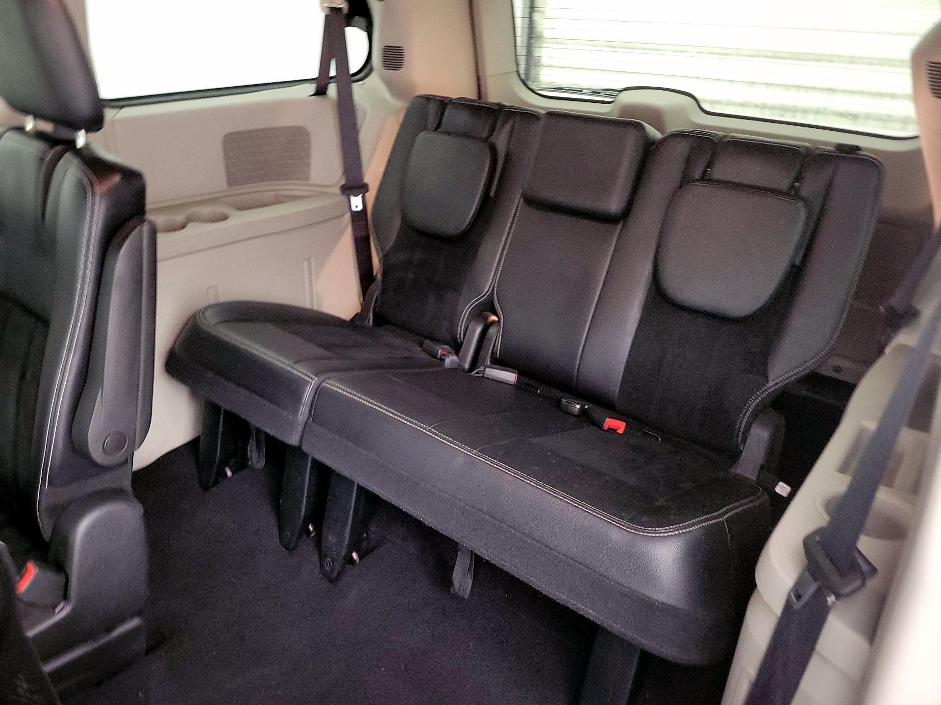 Thumbnail: 2018 Dodge Grand Caravan - 20
