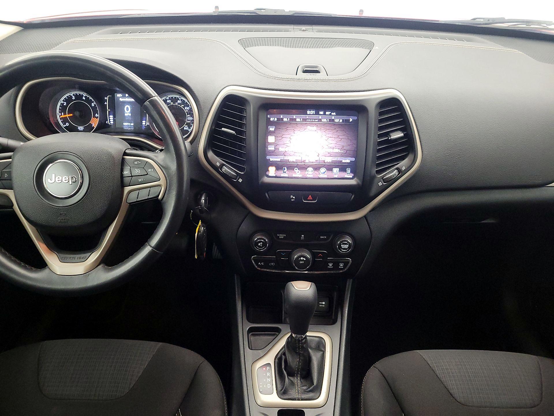 Thumbnail: 2015 Jeep Cherokee - 9