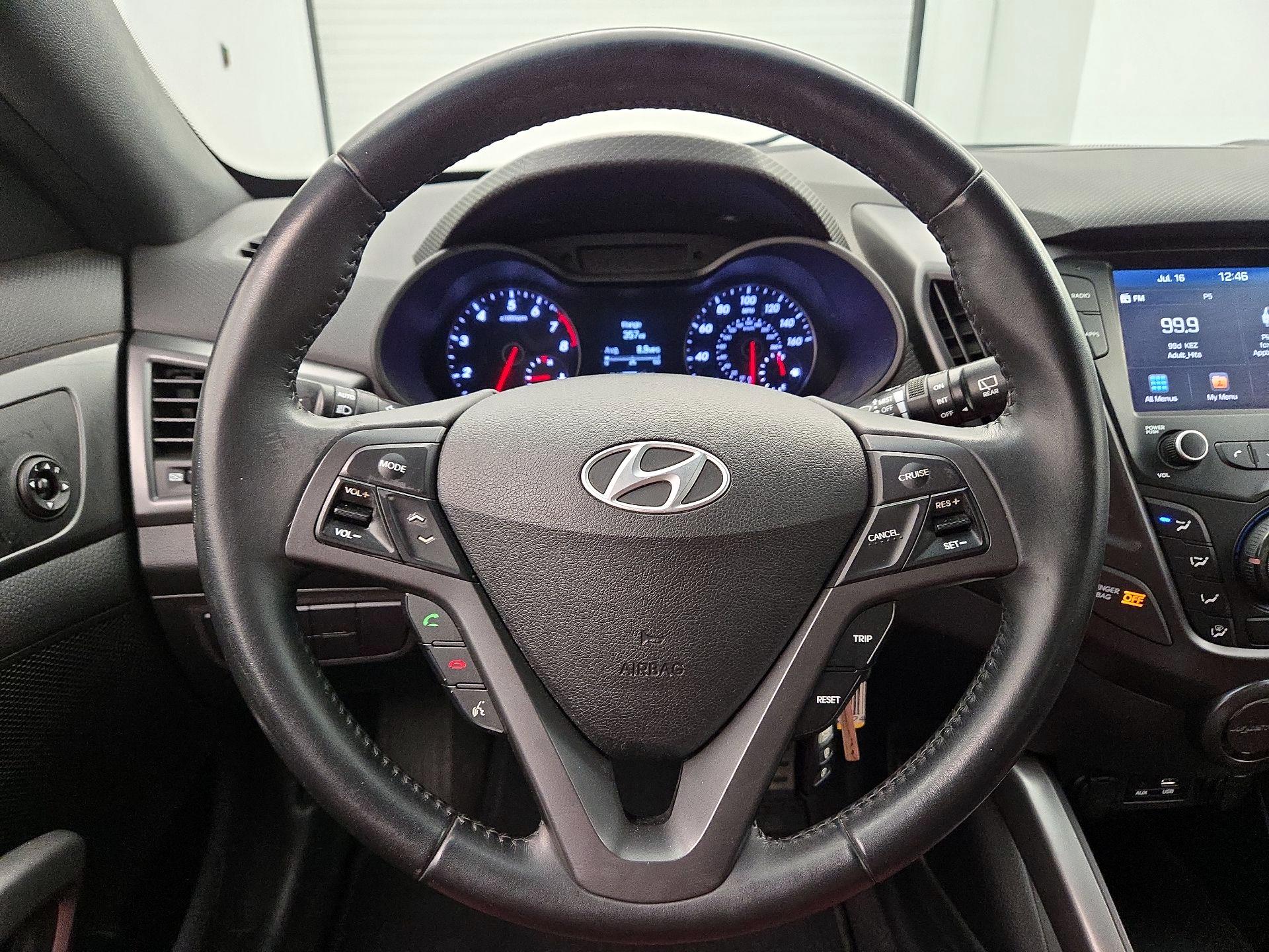Thumbnail: 2017 Hyundai Veloster - 10