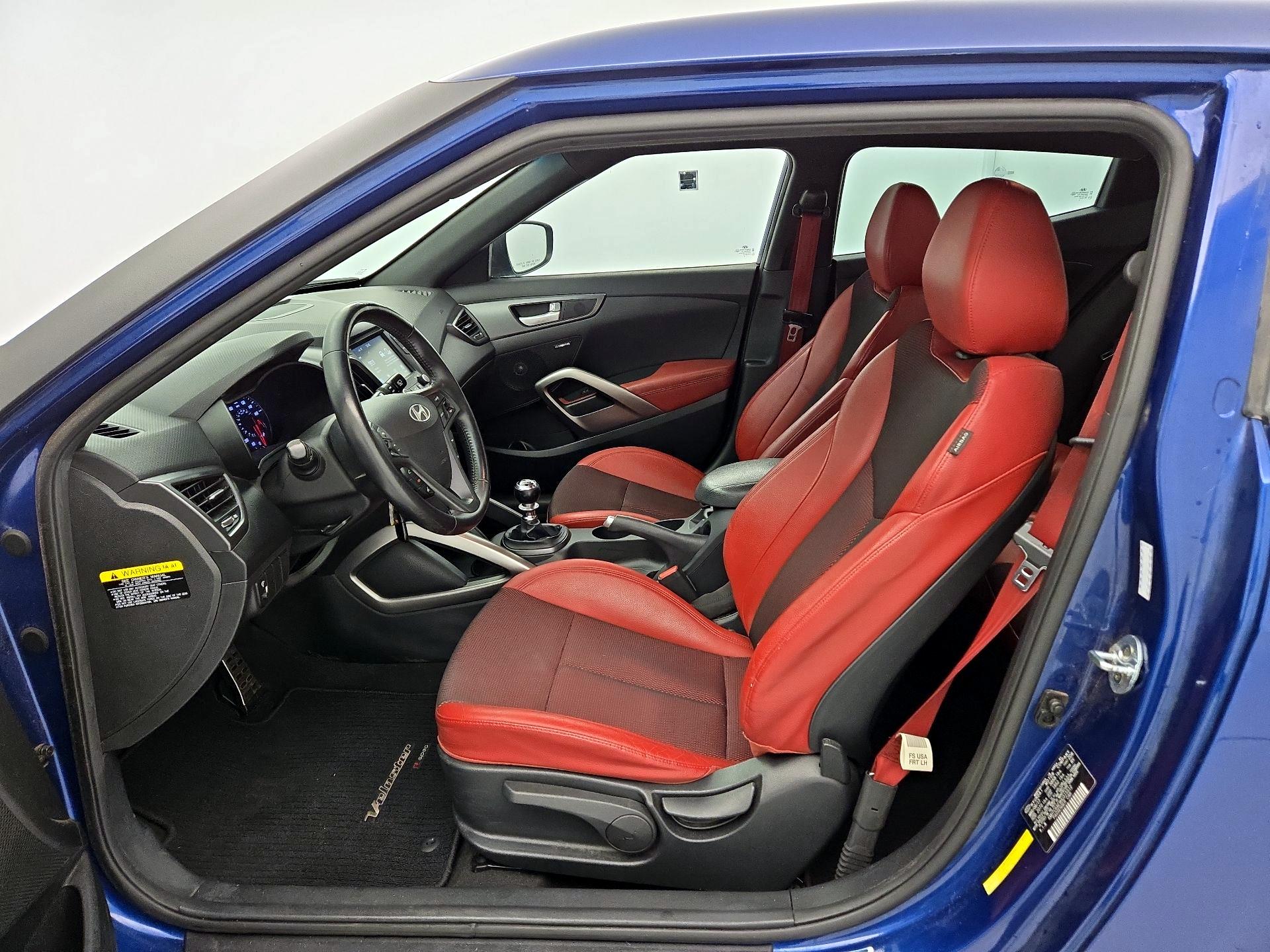 Thumbnail: 2017 Hyundai Veloster - 11