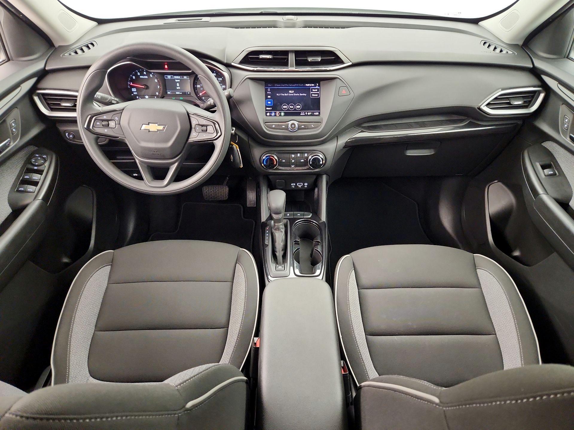 Thumbnail: 2023 Chevrolet TrailBlazer - 9