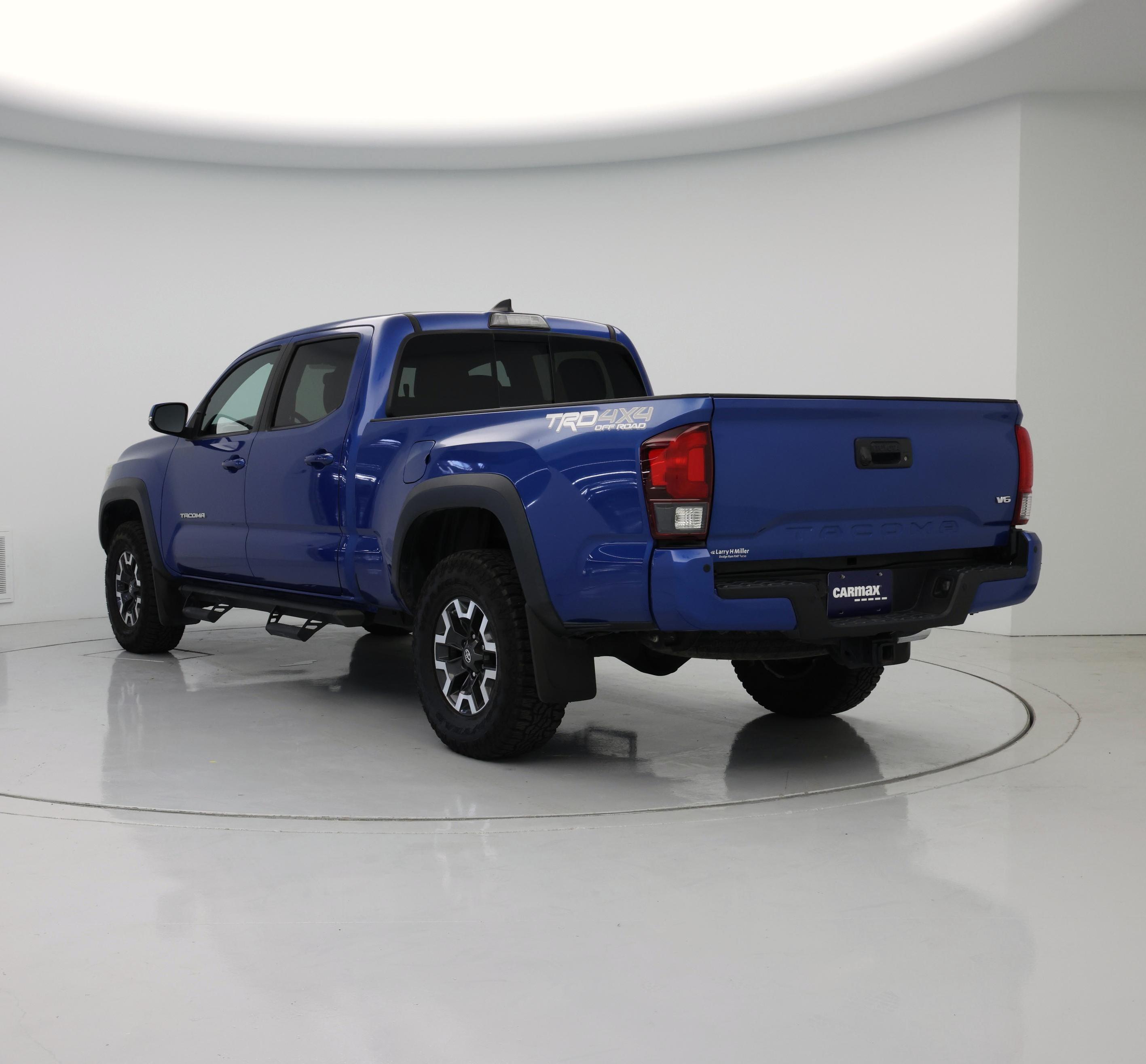 Thumbnail: 2018 Toyota Tacoma - 2