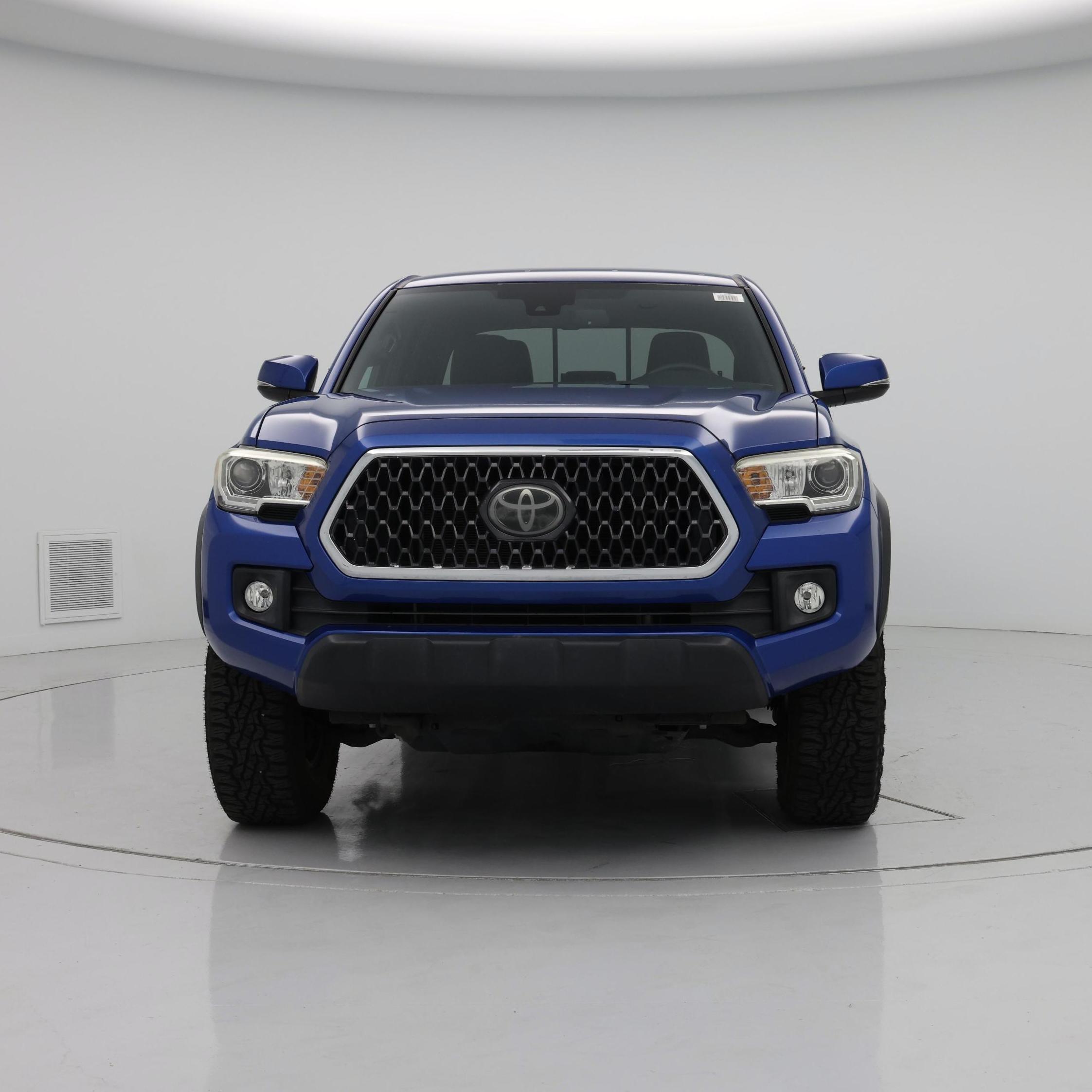 Thumbnail: 2018 Toyota Tacoma - 5