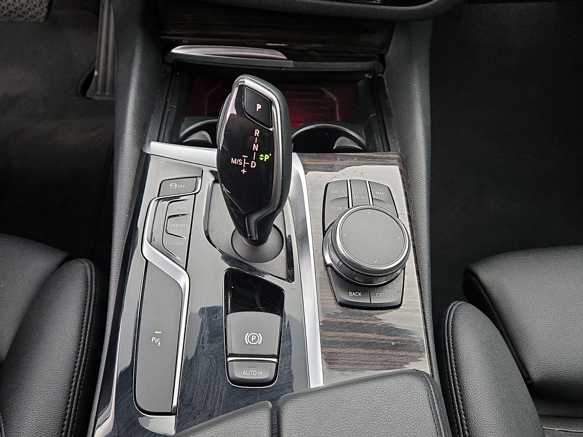 Thumbnail: 2018 BMW 5 Series - 18