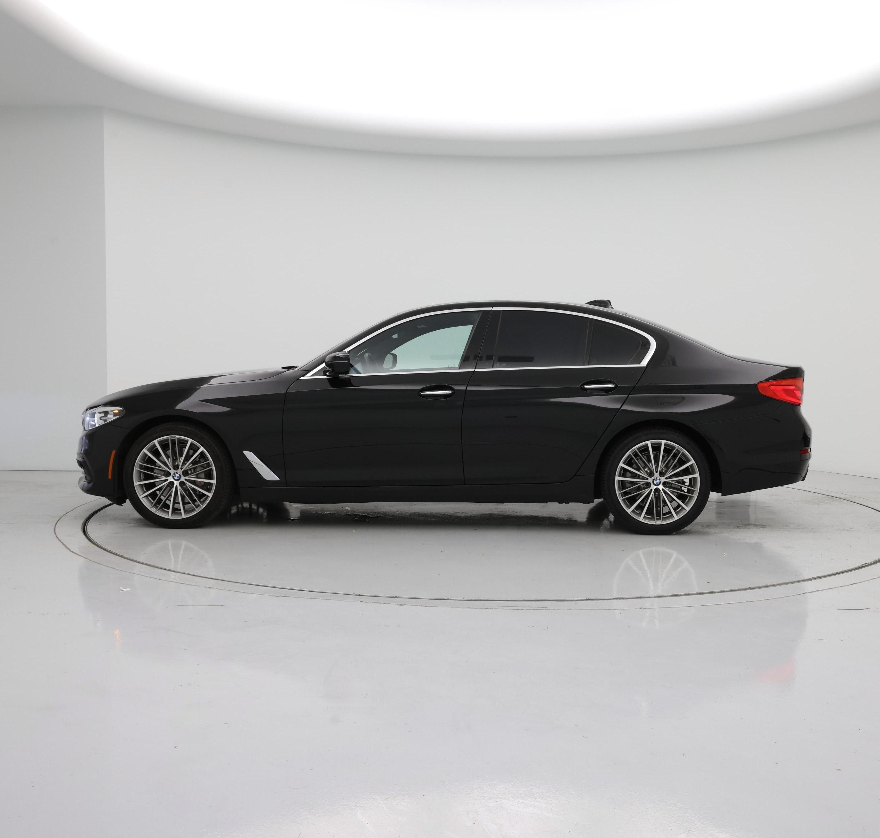 Thumbnail: 2018 BMW 5 Series - 3