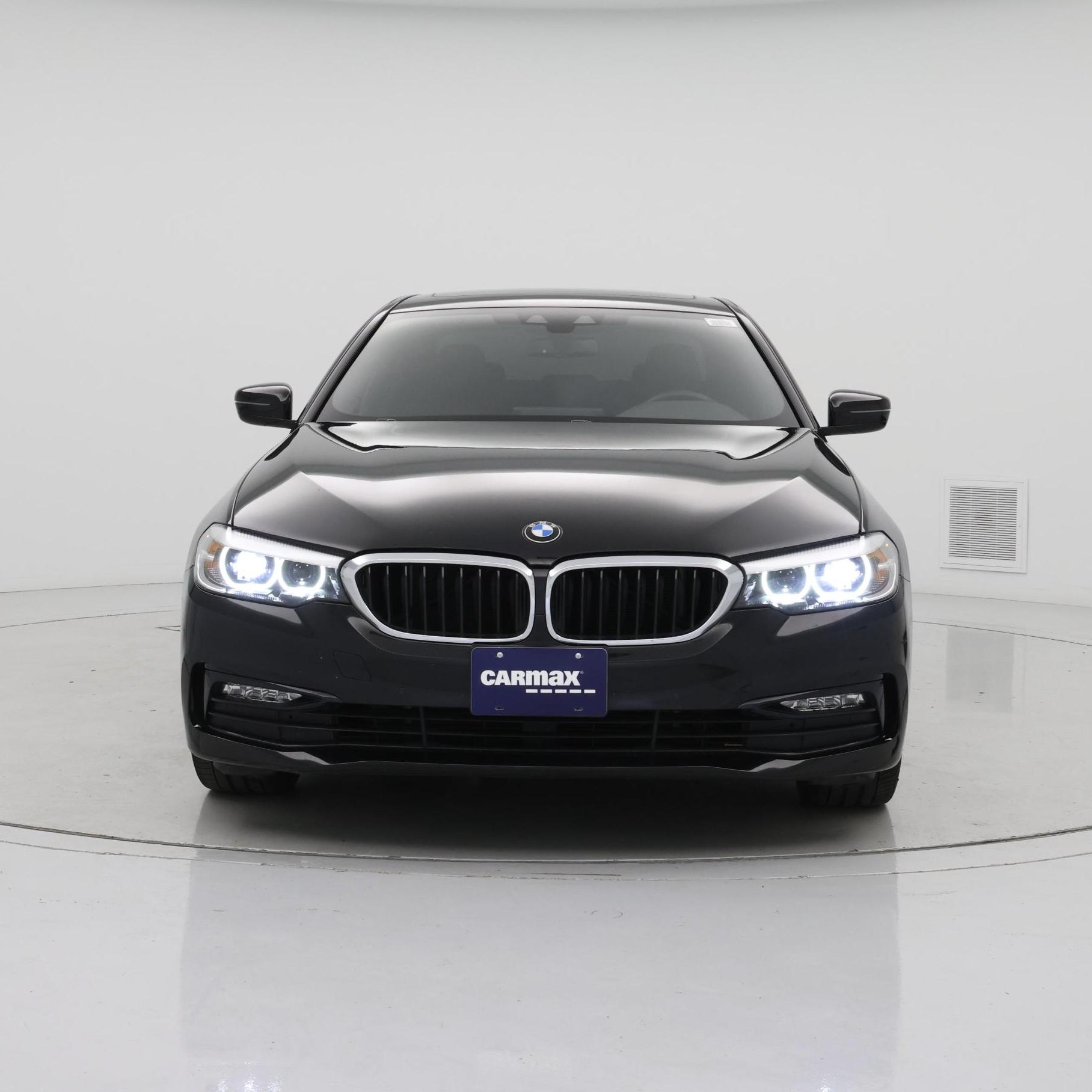 Thumbnail: 2018 BMW 5 Series - 5