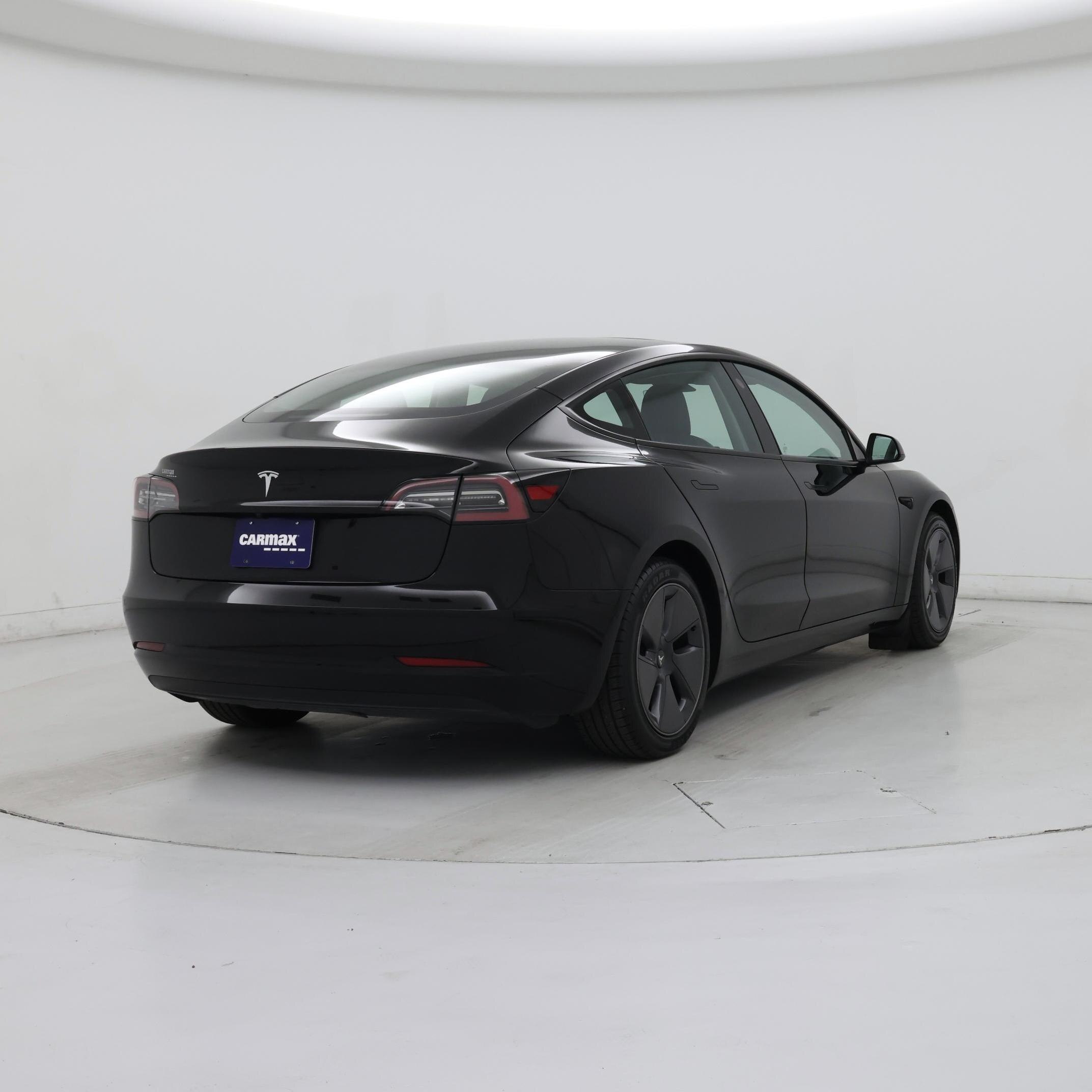 Thumbnail: 2022 Tesla Model 3 - 8