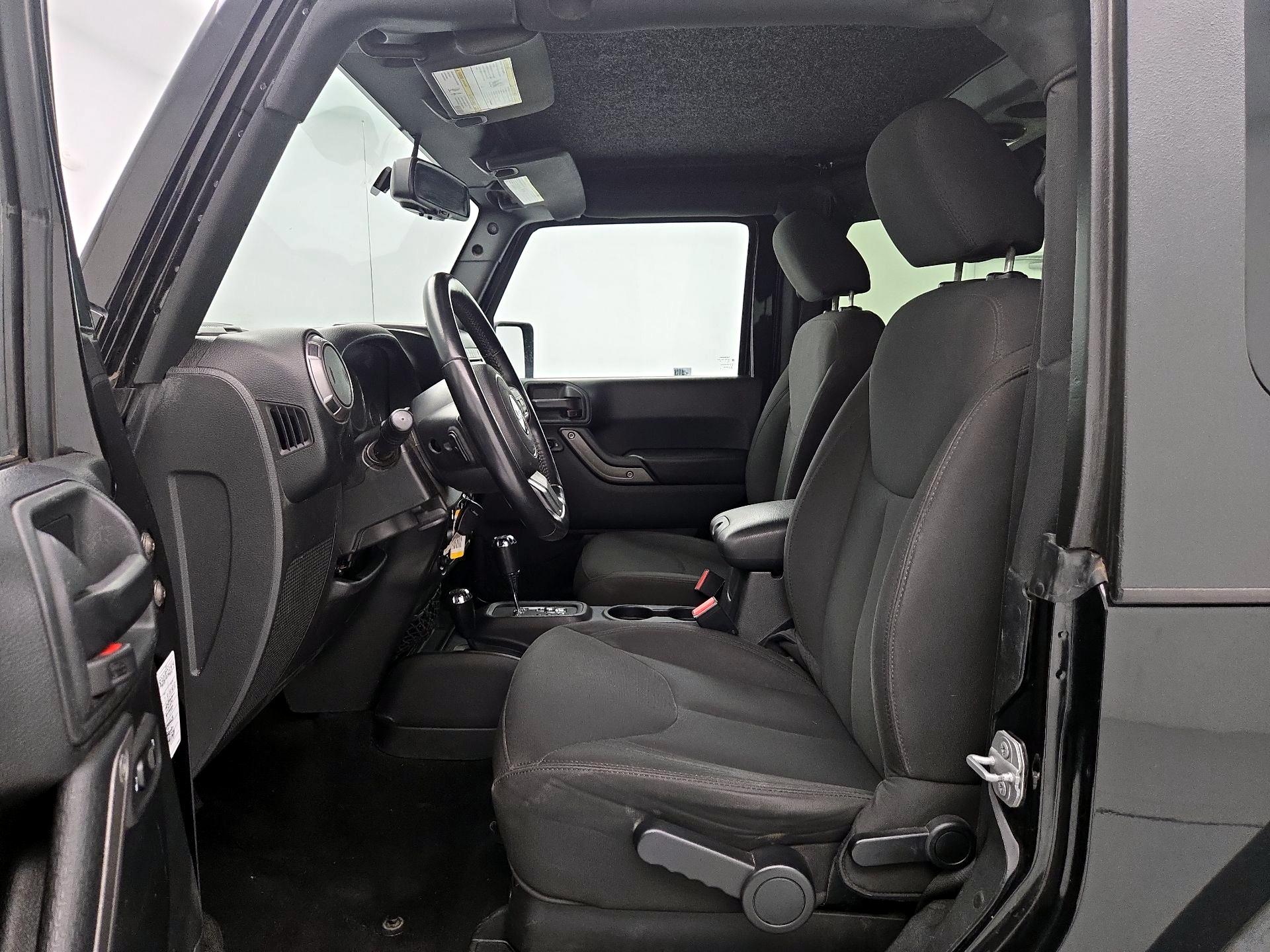 Thumbnail: 2017 Jeep Wrangler - 11