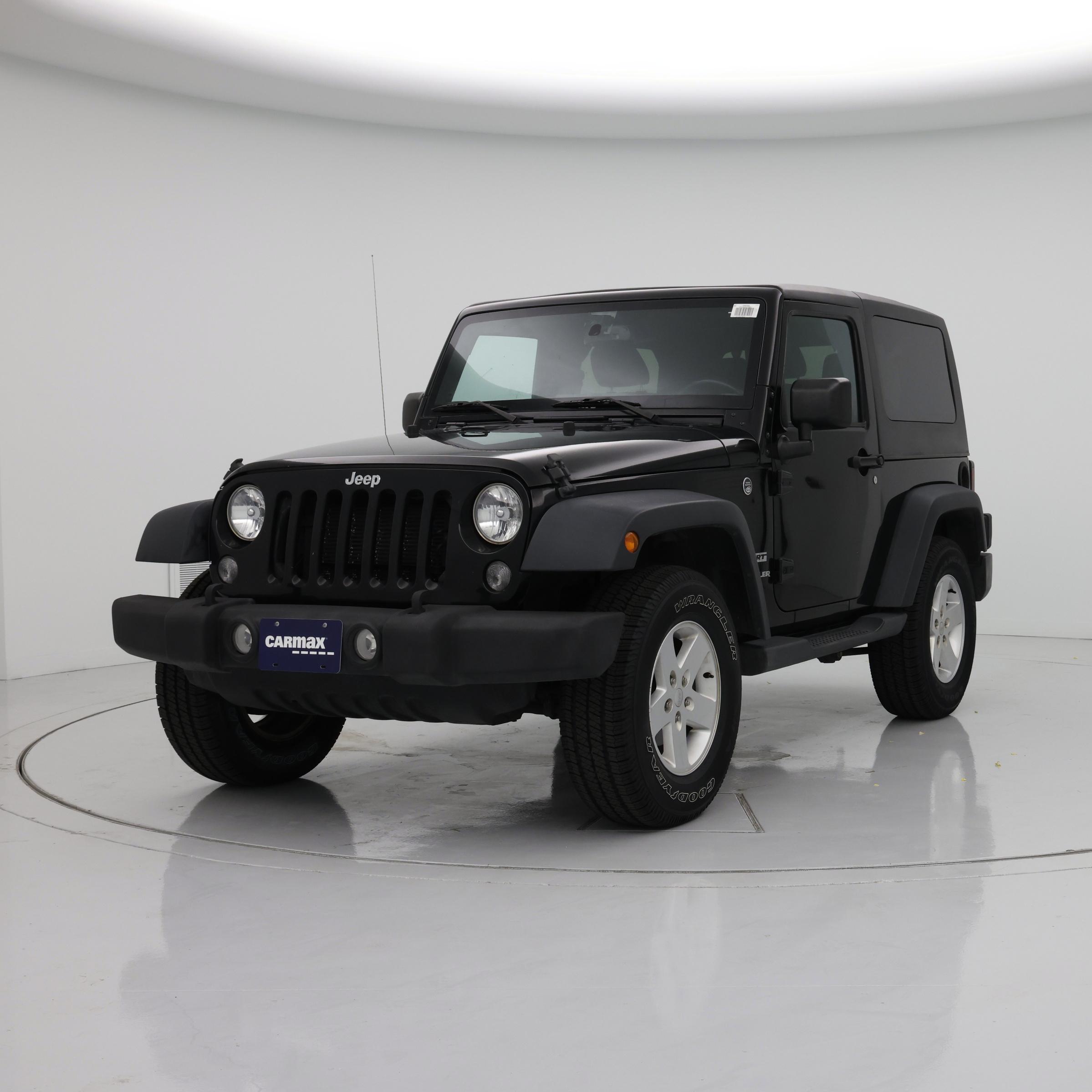 Thumbnail: 2017 Jeep Wrangler - 4