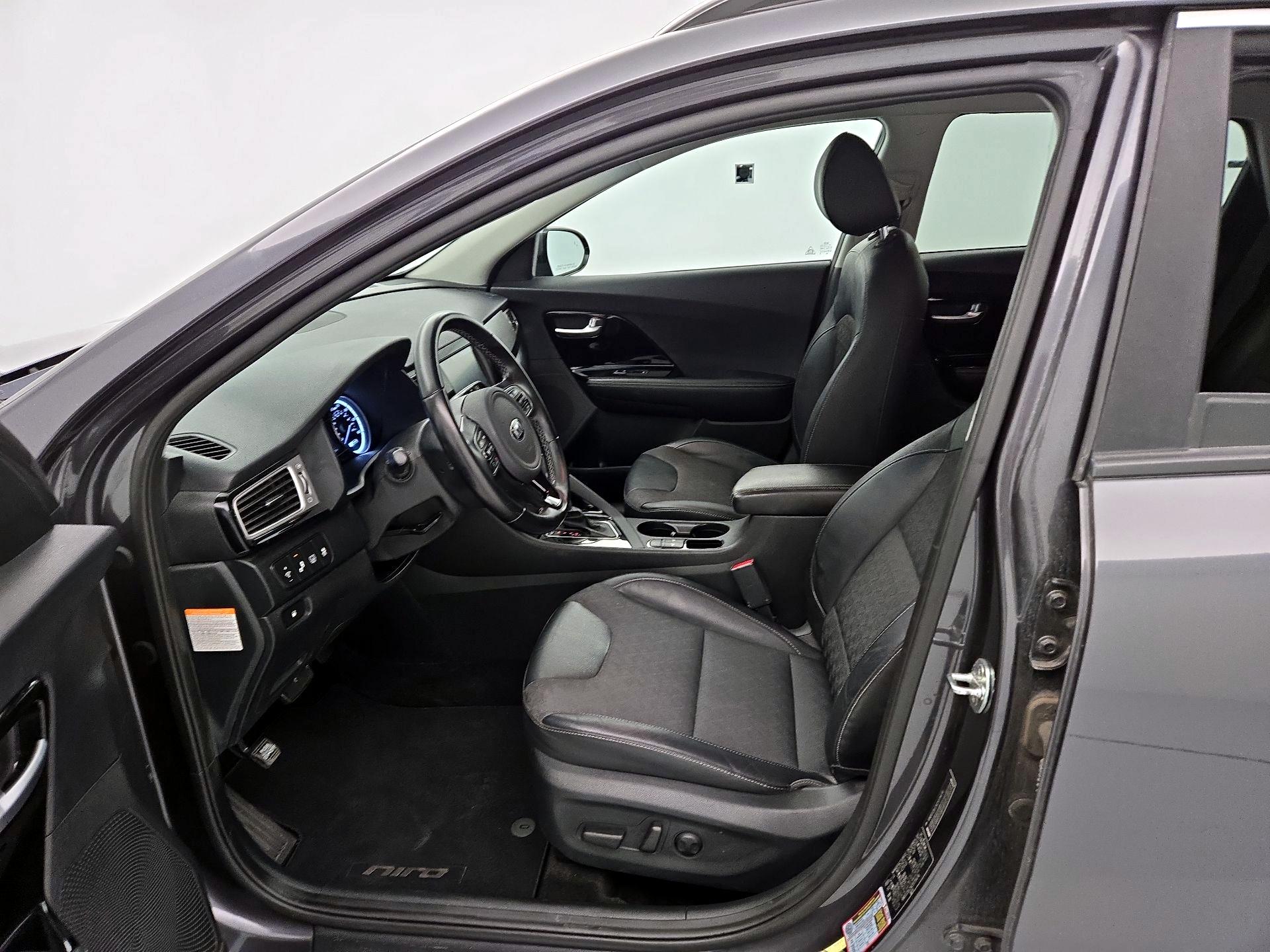 Thumbnail: 2018 Kia Niro - 11