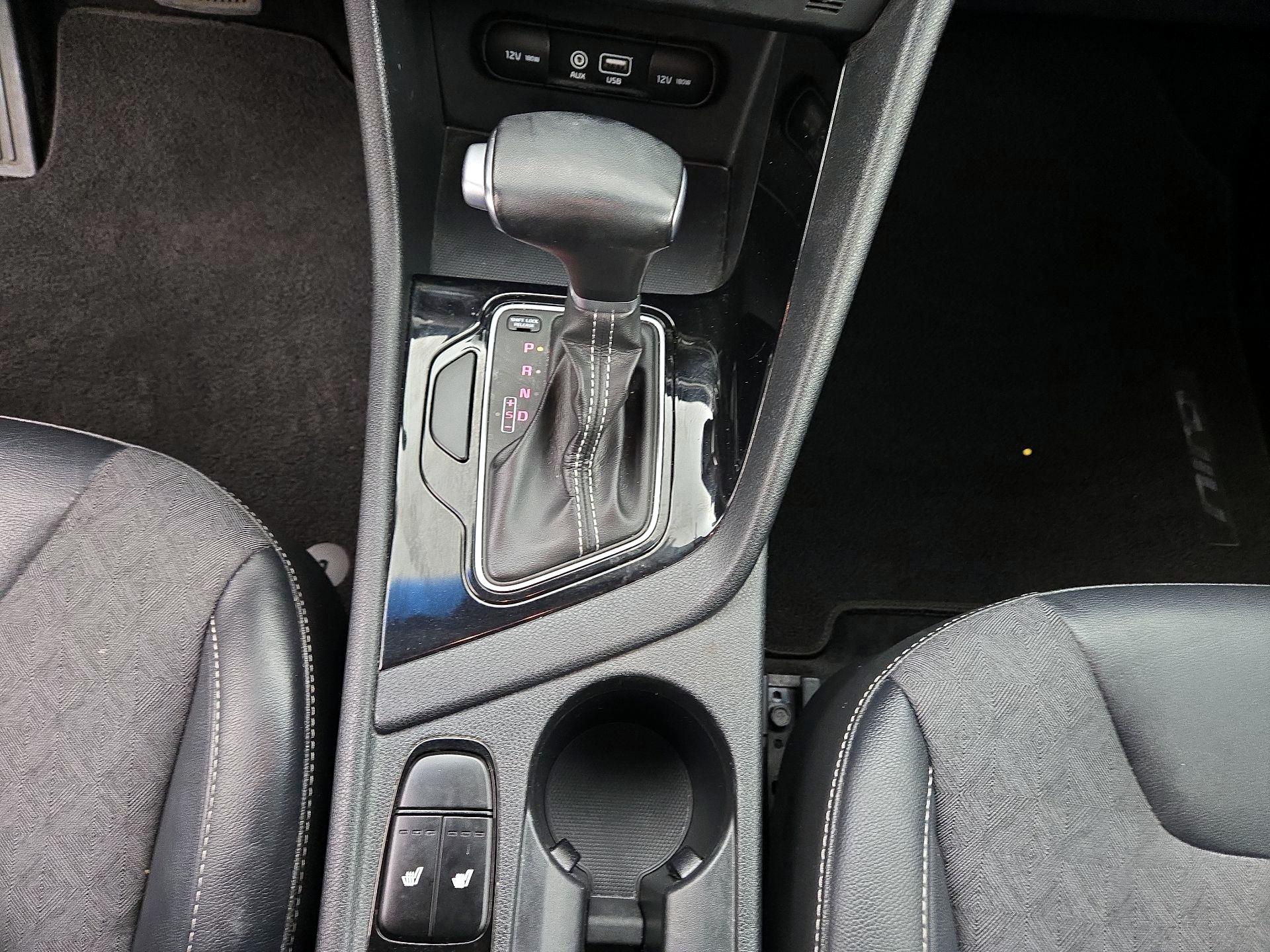 Thumbnail: 2018 Kia Niro - 18