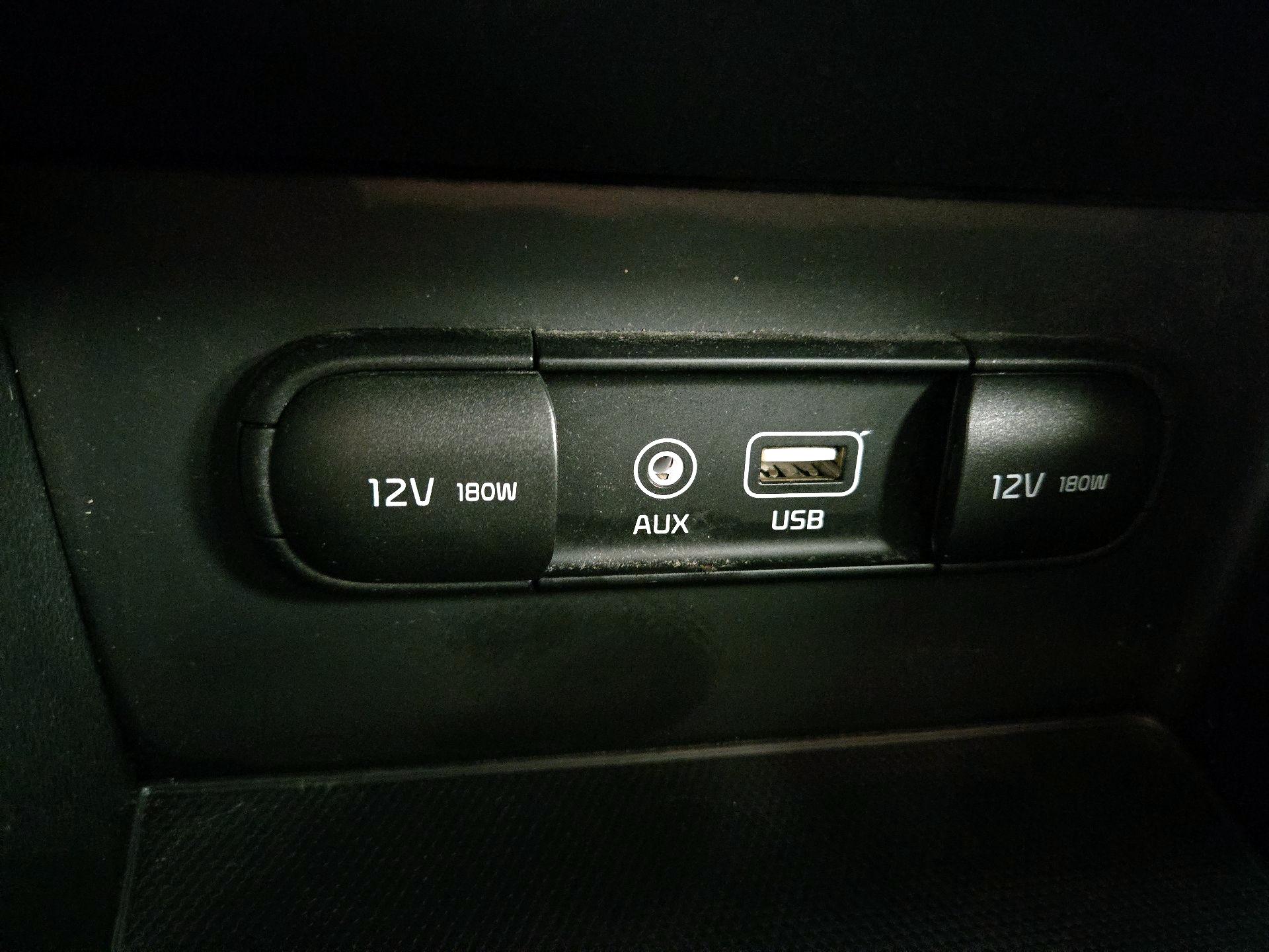 Thumbnail: 2018 Kia Niro - 19