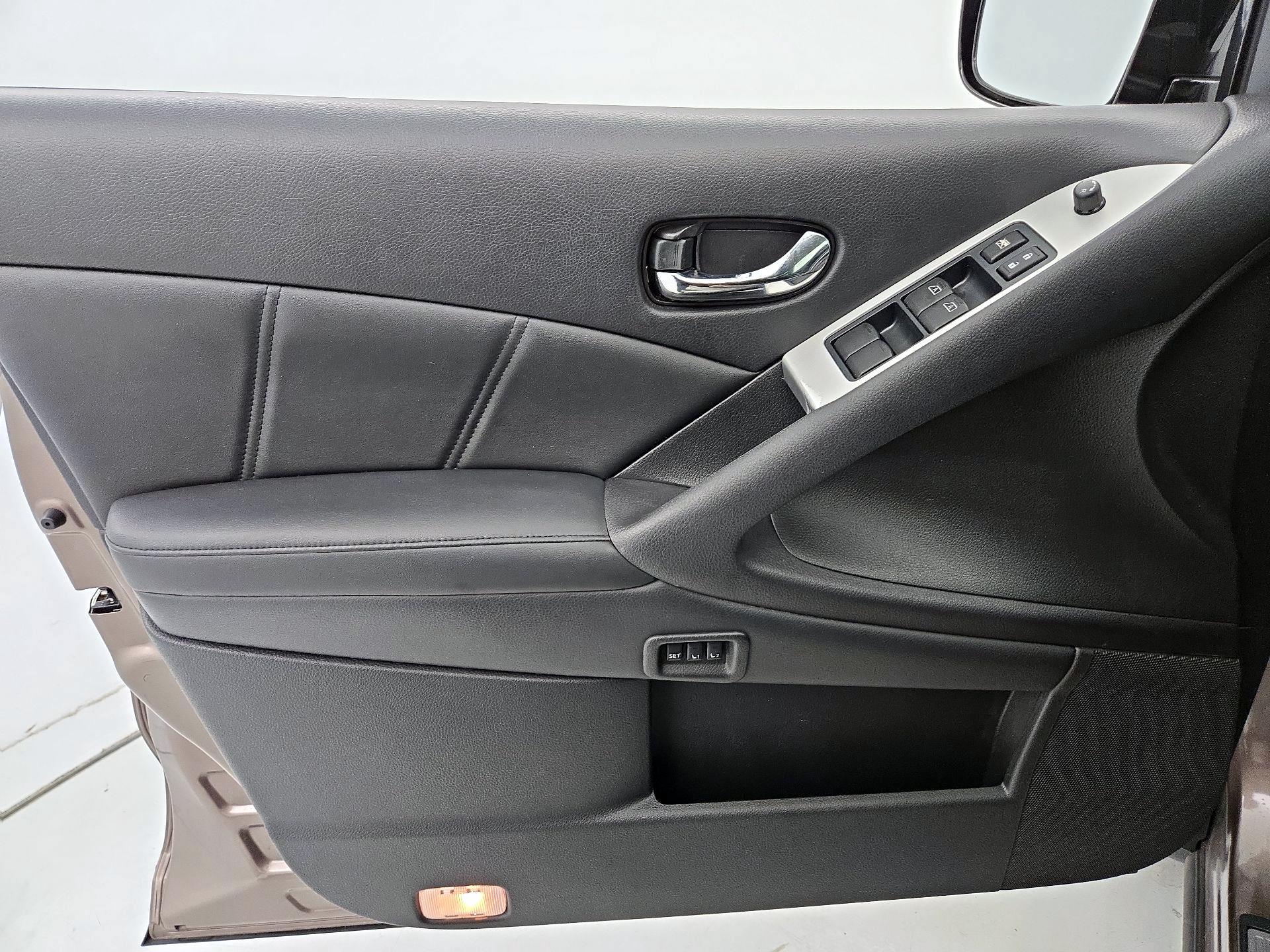 Thumbnail: 2014 Nissan Murano - 12