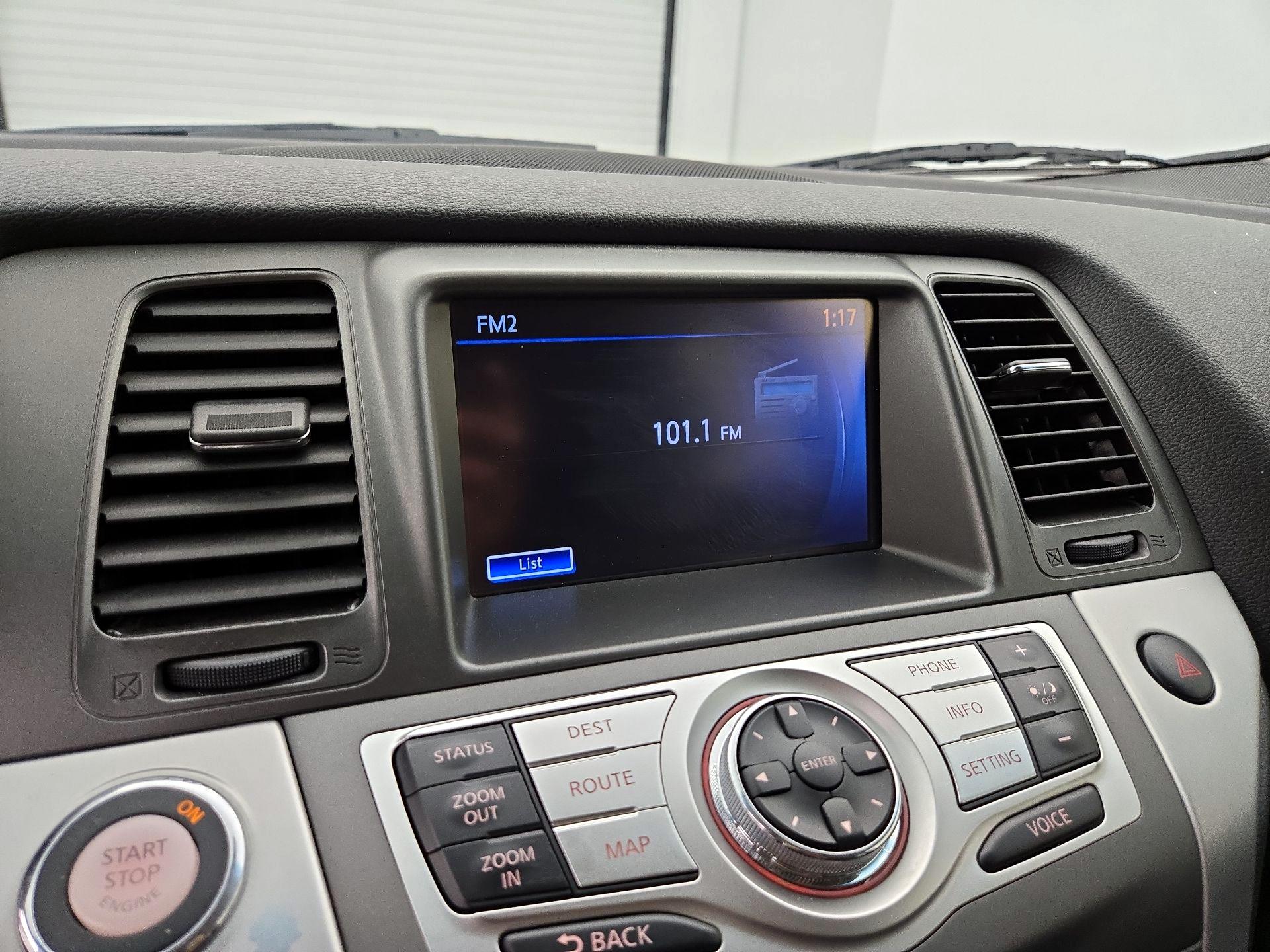 Thumbnail: 2014 Nissan Murano - 16