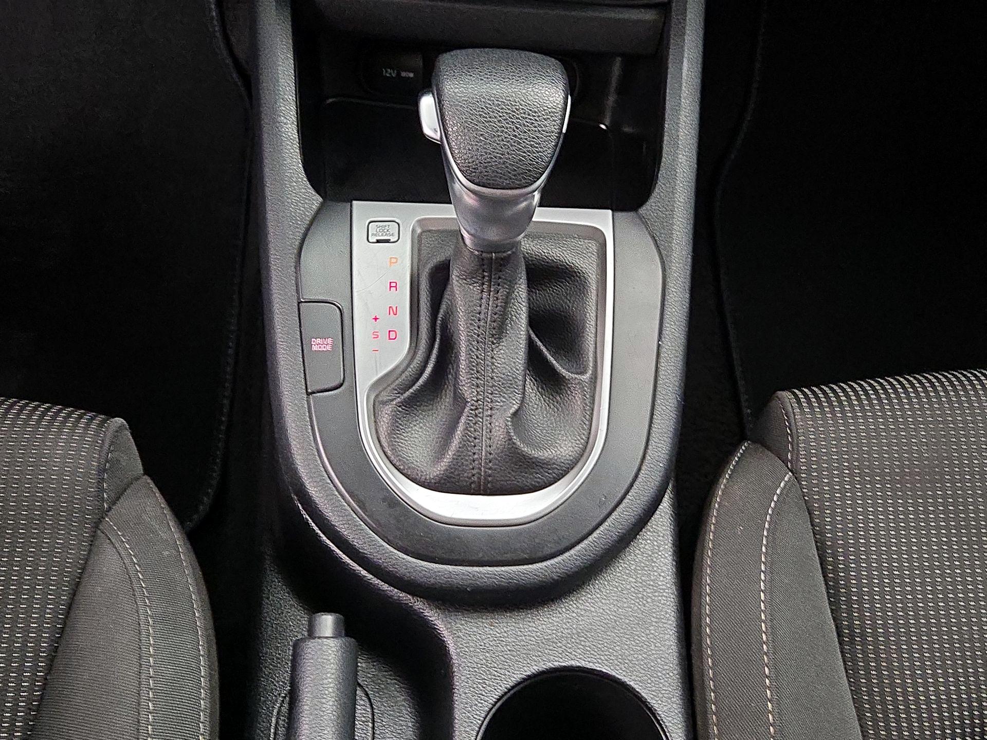 Thumbnail: 2019 Kia Forte - 17