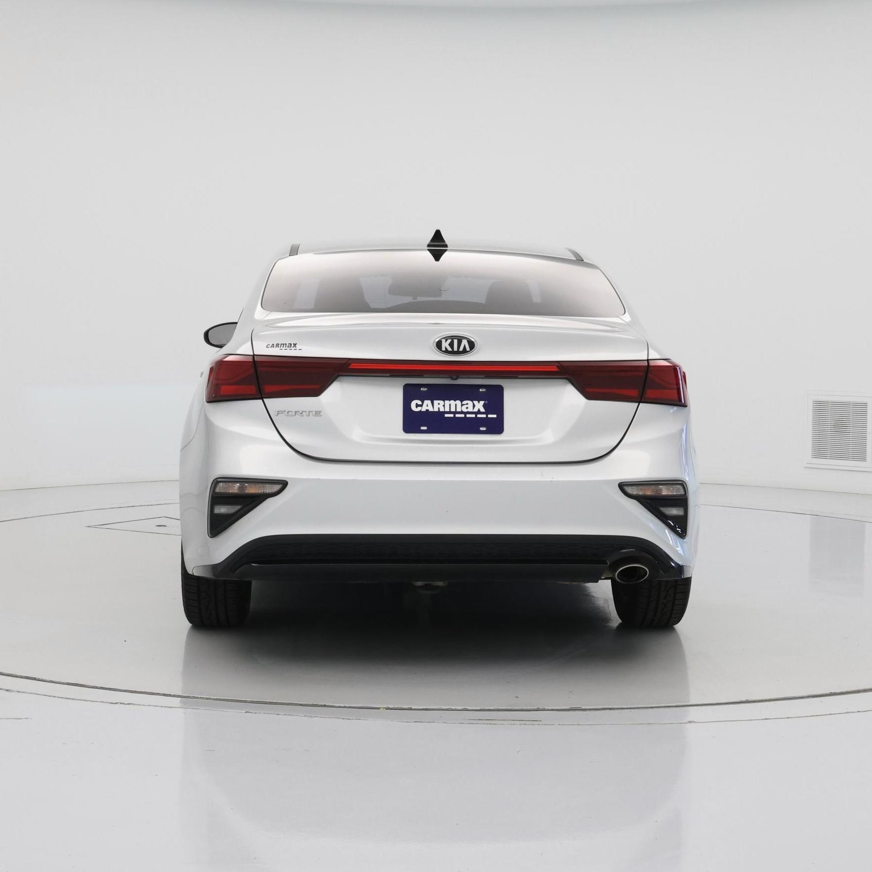 Thumbnail: 2019 Kia Forte - 6