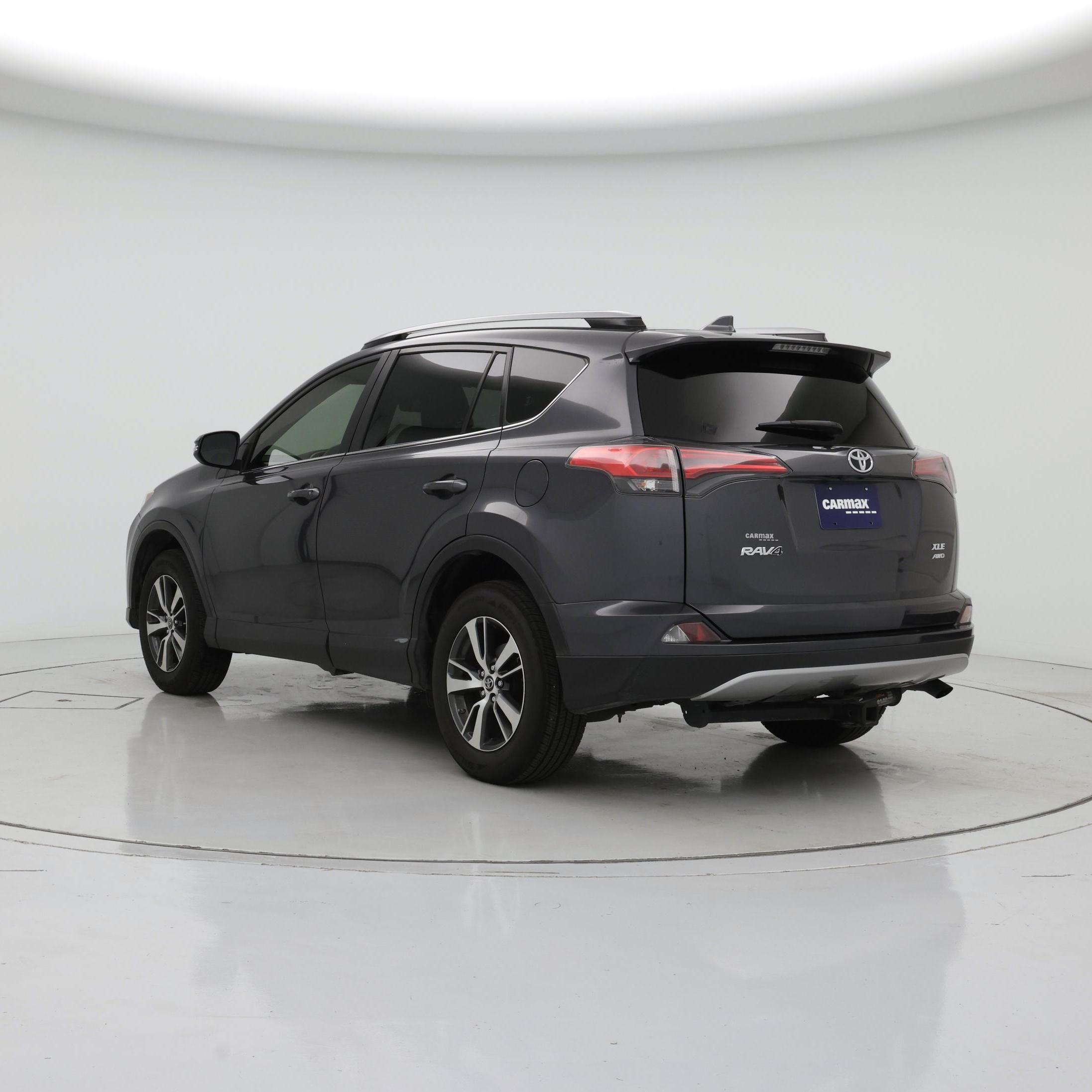 Thumbnail: 2017 Toyota RAV4 - 2