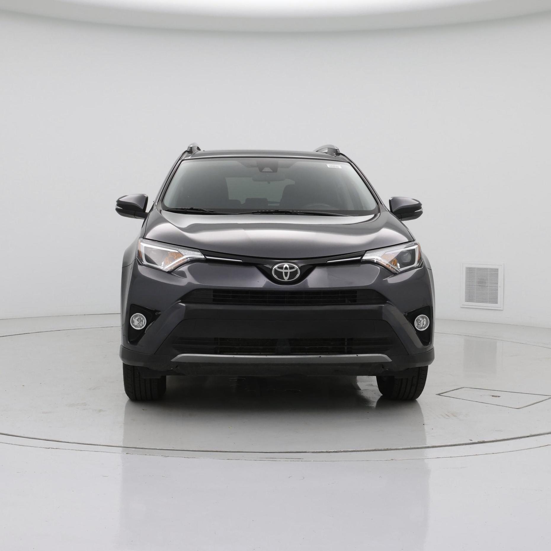 Thumbnail: 2017 Toyota RAV4 - 5