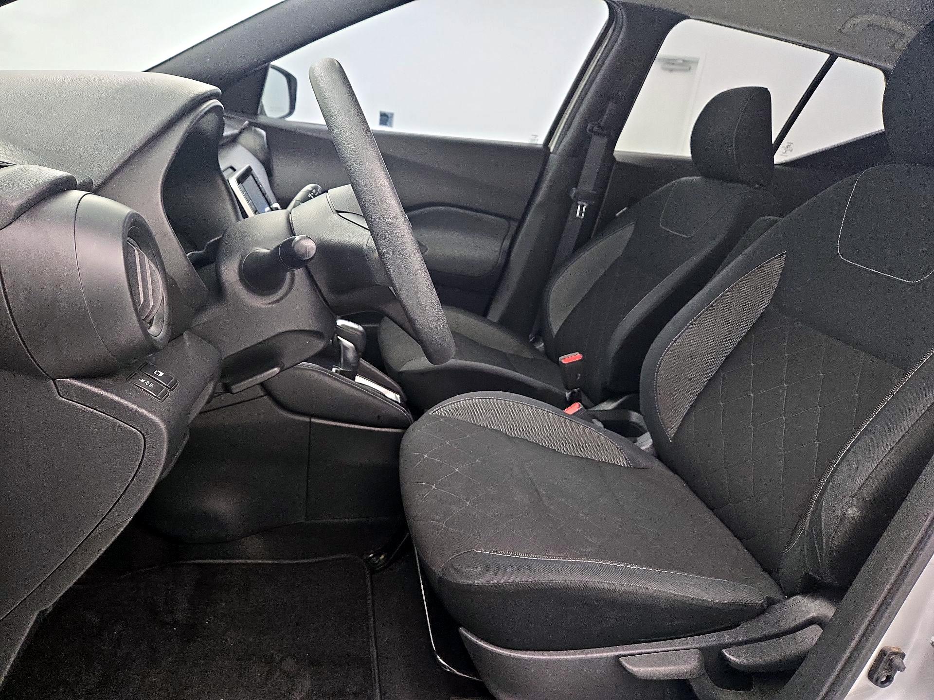 Thumbnail: 2019 Nissan Kicks - 11